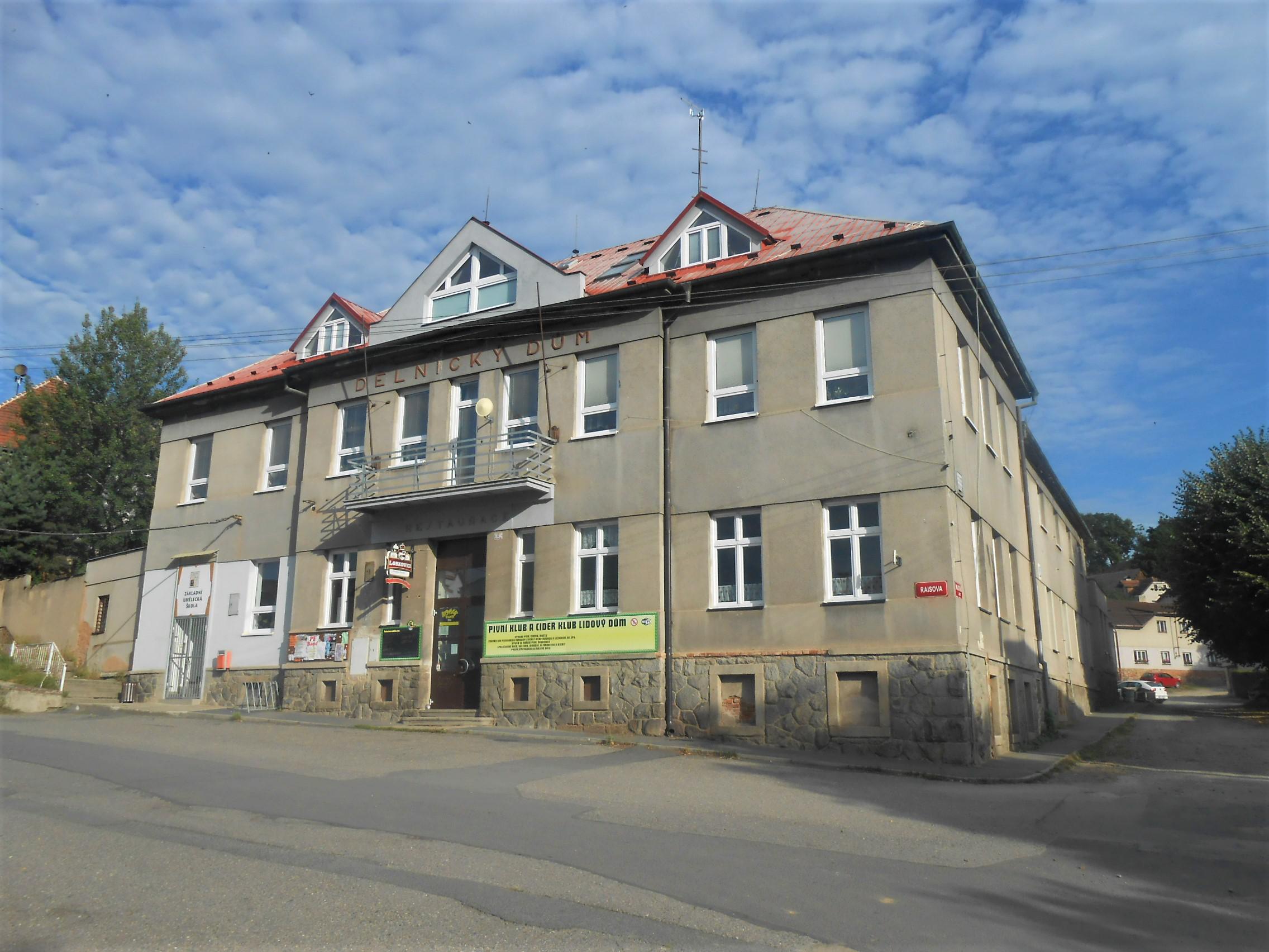 Lidový dům Starý plzenec