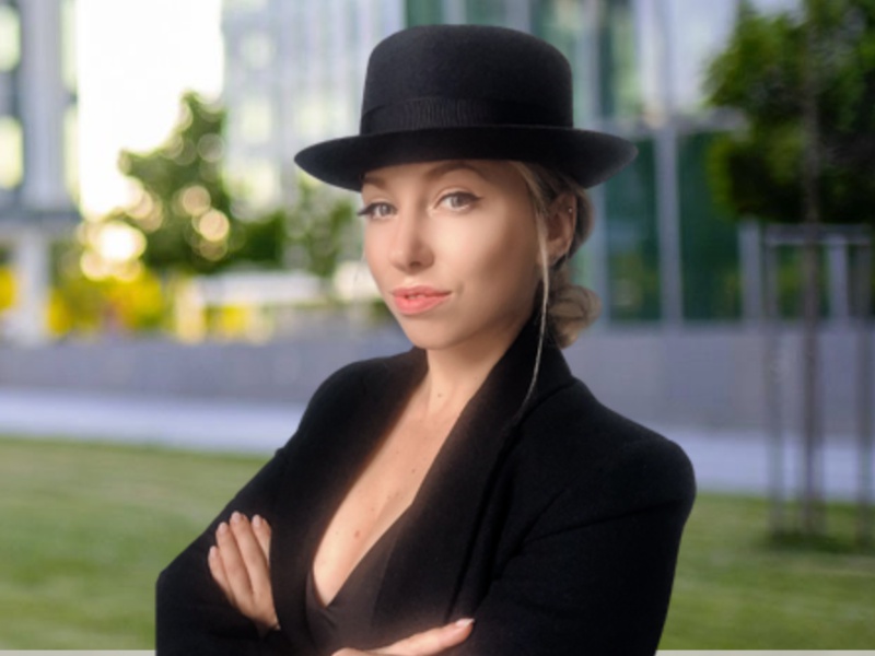 Lucie Rádsetoulalová - certifikovaný realitní makléř