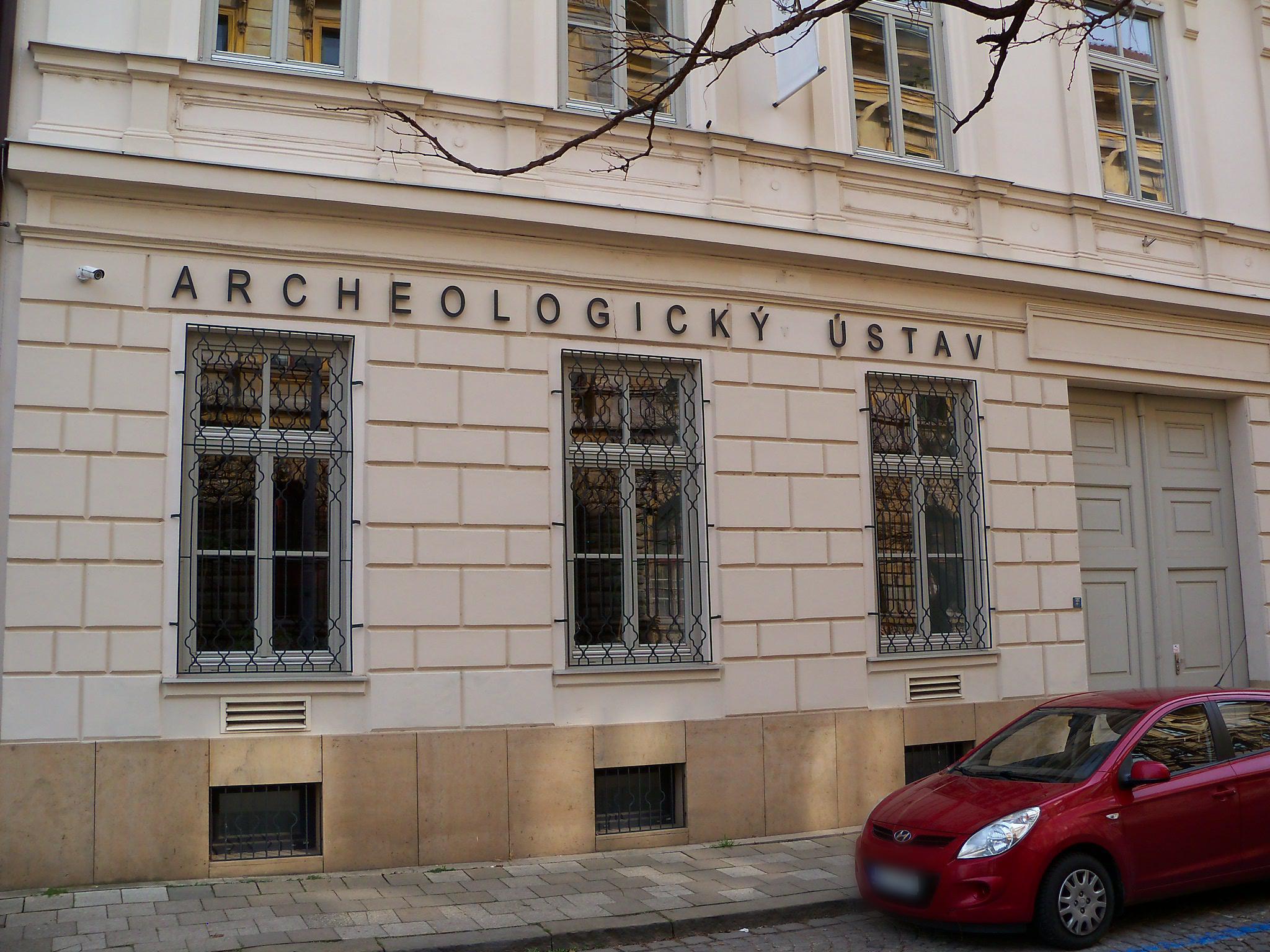 Knihovna Archeologického ústavu AV ČR