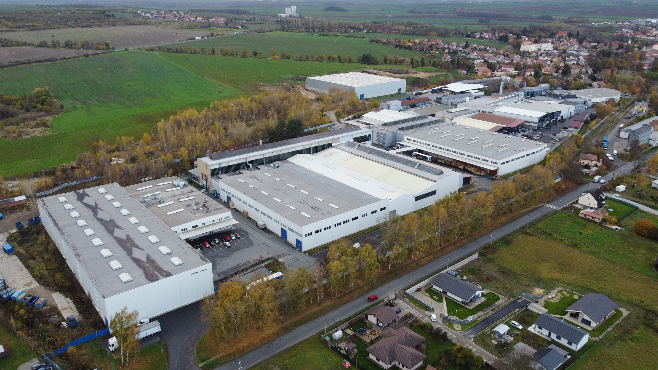 METAL TRADE COMAX, a.s. - Vrátnice A foto 3