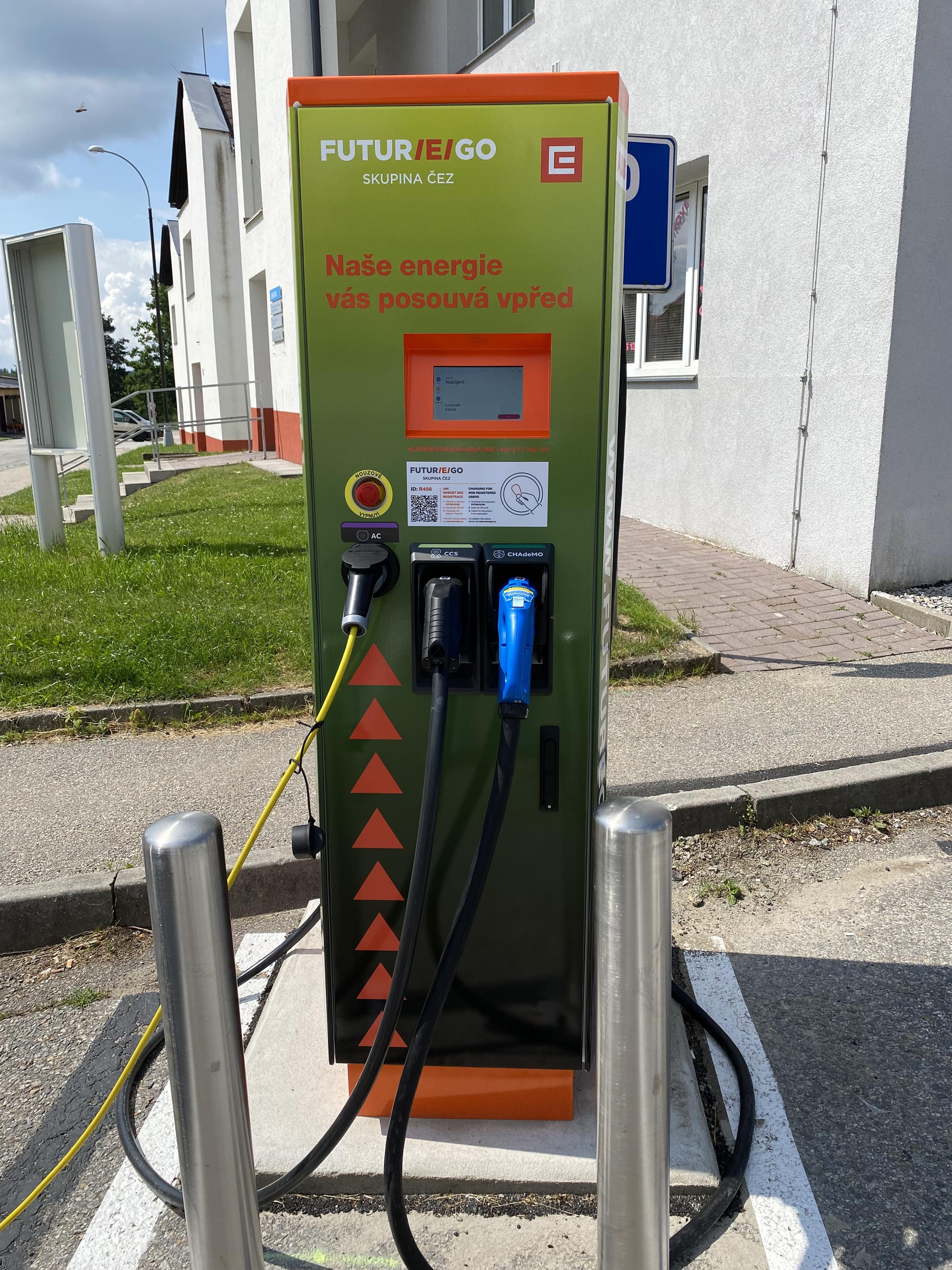 Nabíjecí stanice ČEZ foto 2