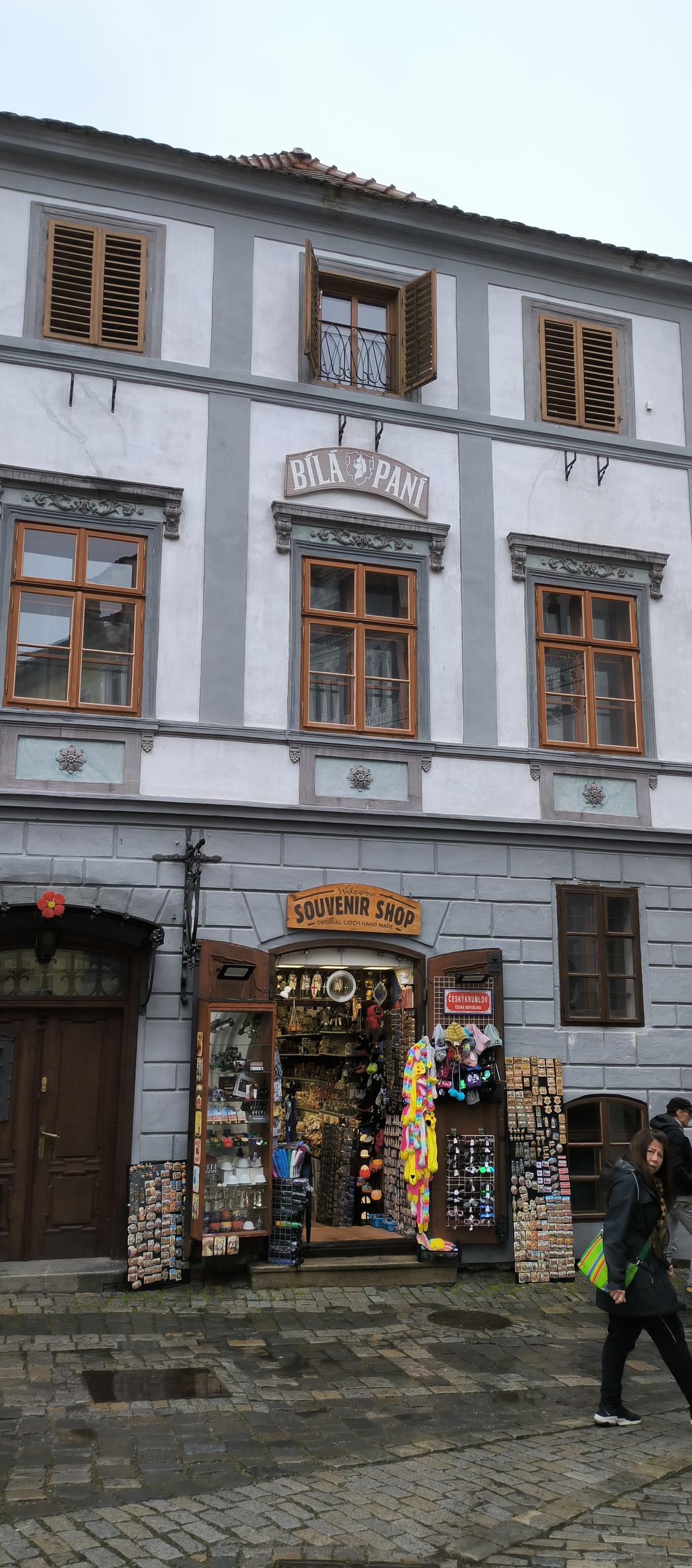 BÍLÁ PANÍ foto 6