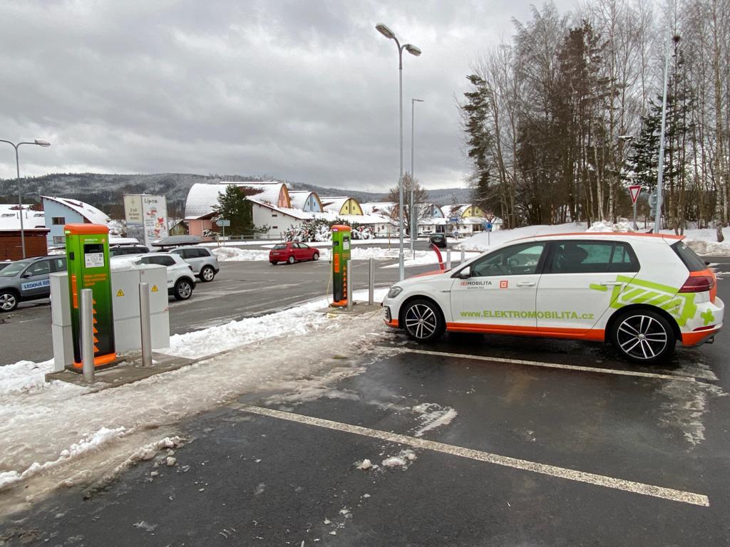 Nabíjecí stanice ČEZ foto 3