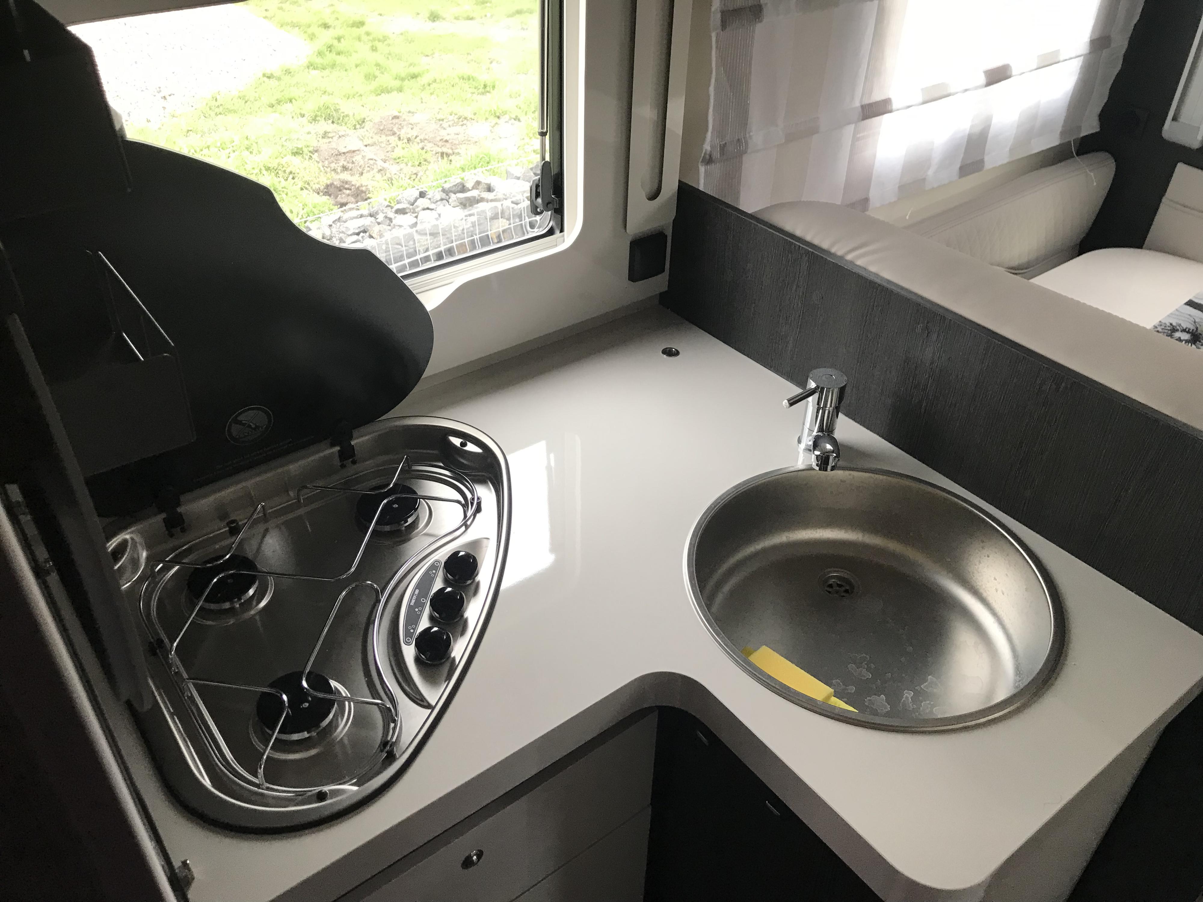 Půjčovna obytných vozů - Jiřina Brdová foto 4