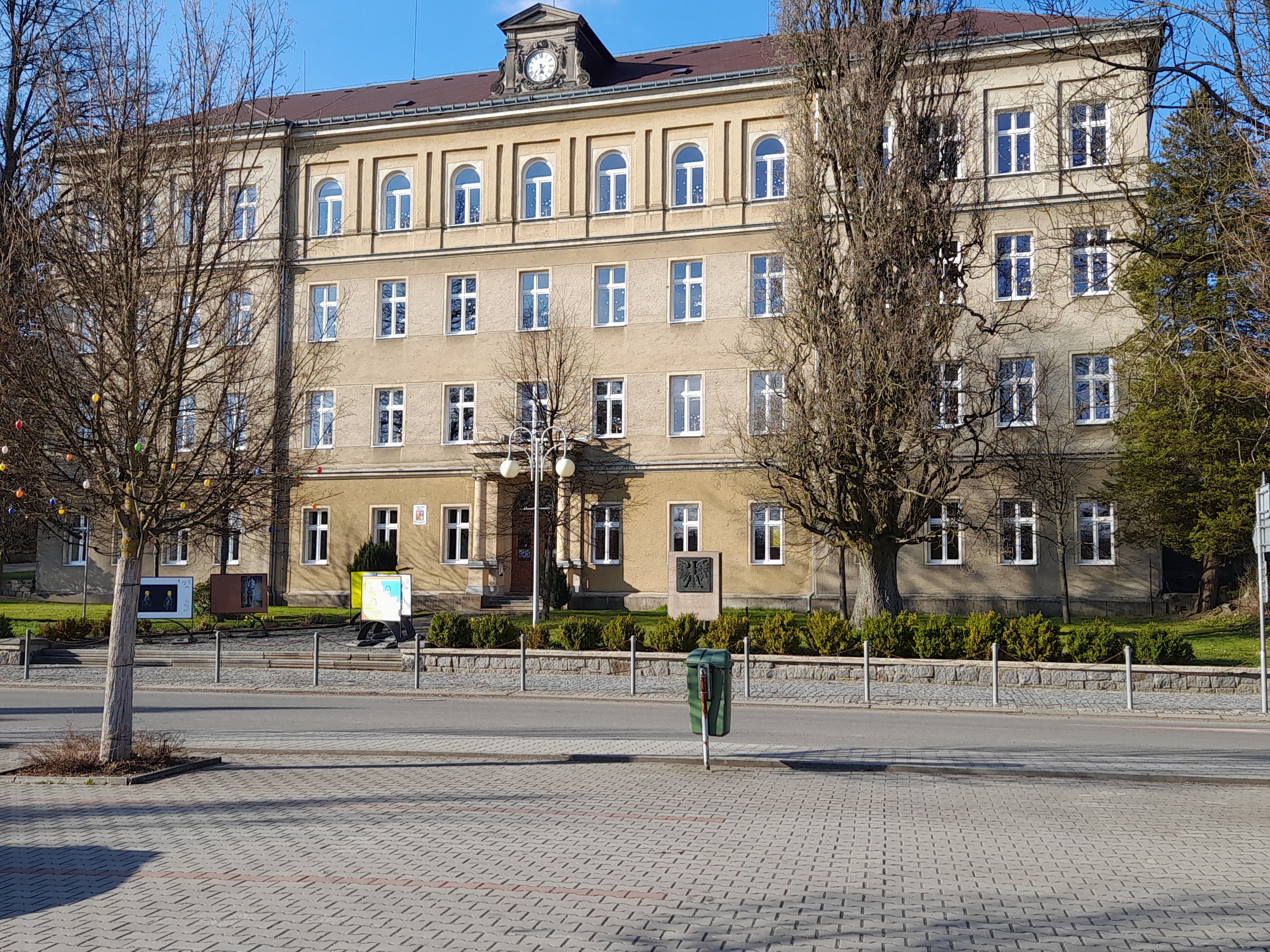 Základní škola Mikulášovice, okres Děčín foto 3