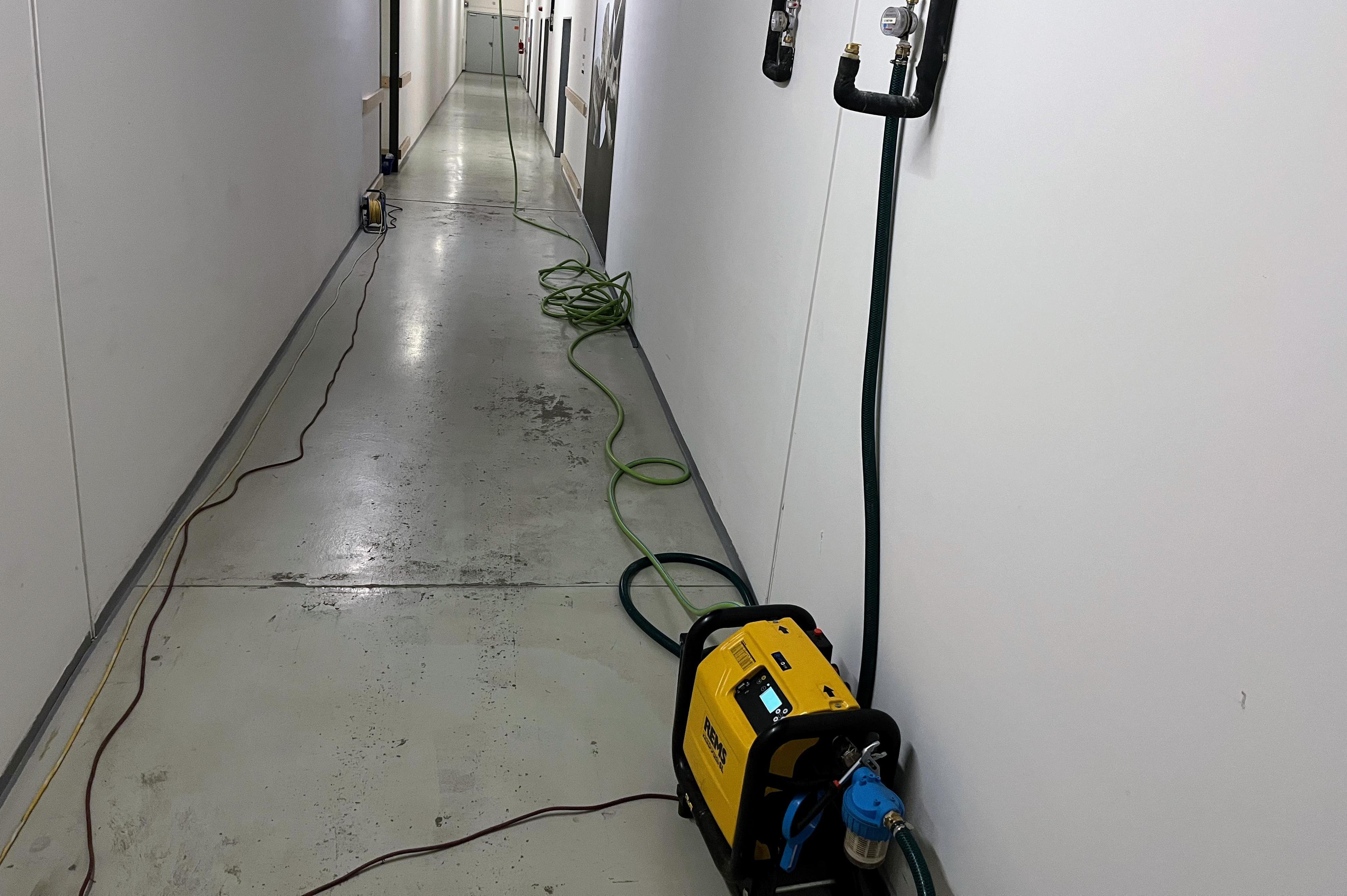 Proplach vodovodu, odstranění šlemů a nečistot