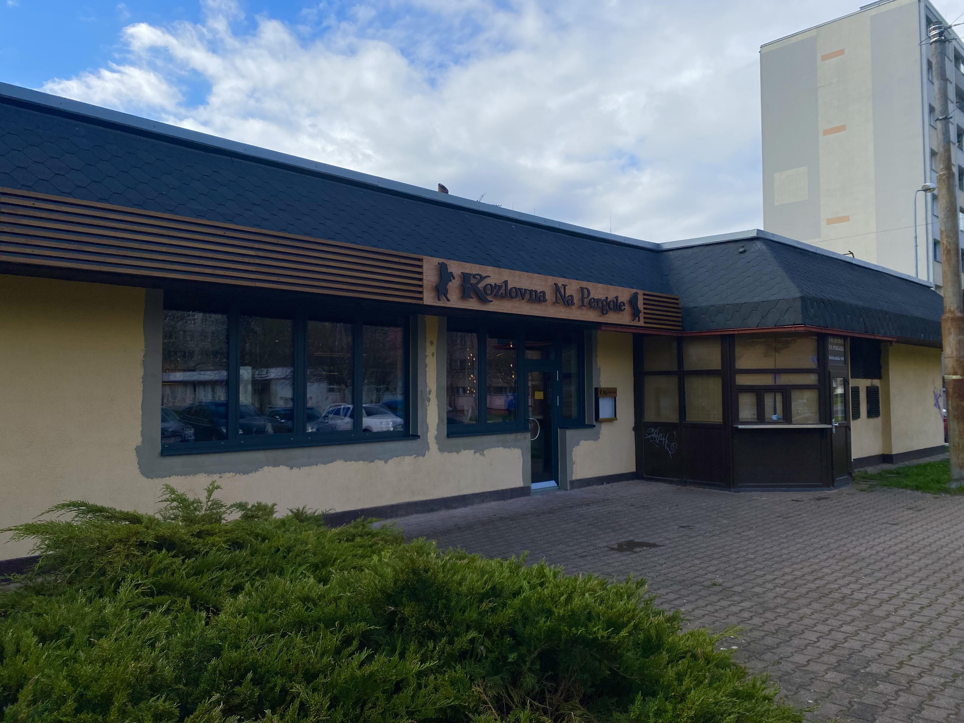 Kozlovna Na Pergole