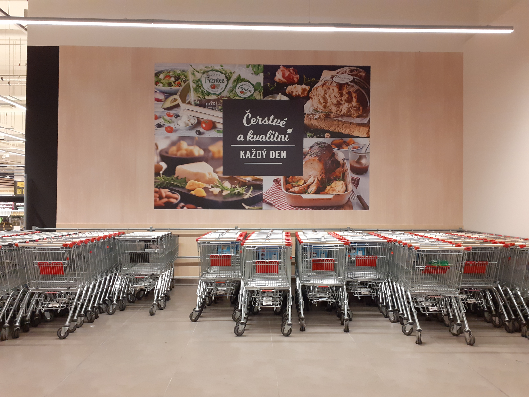 Albert Hypermarket foto 3