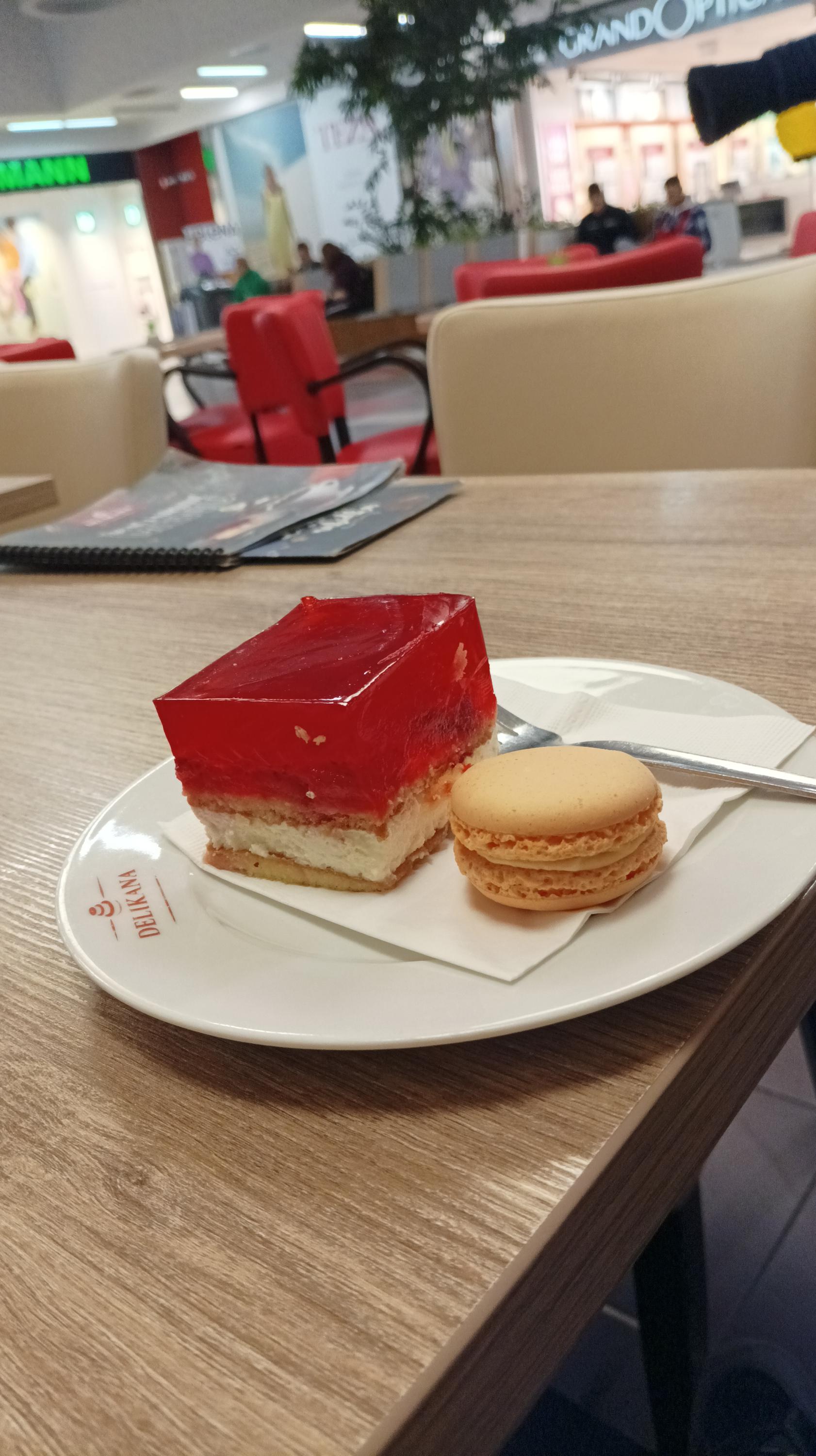 Eiscafe Delikana foto 3