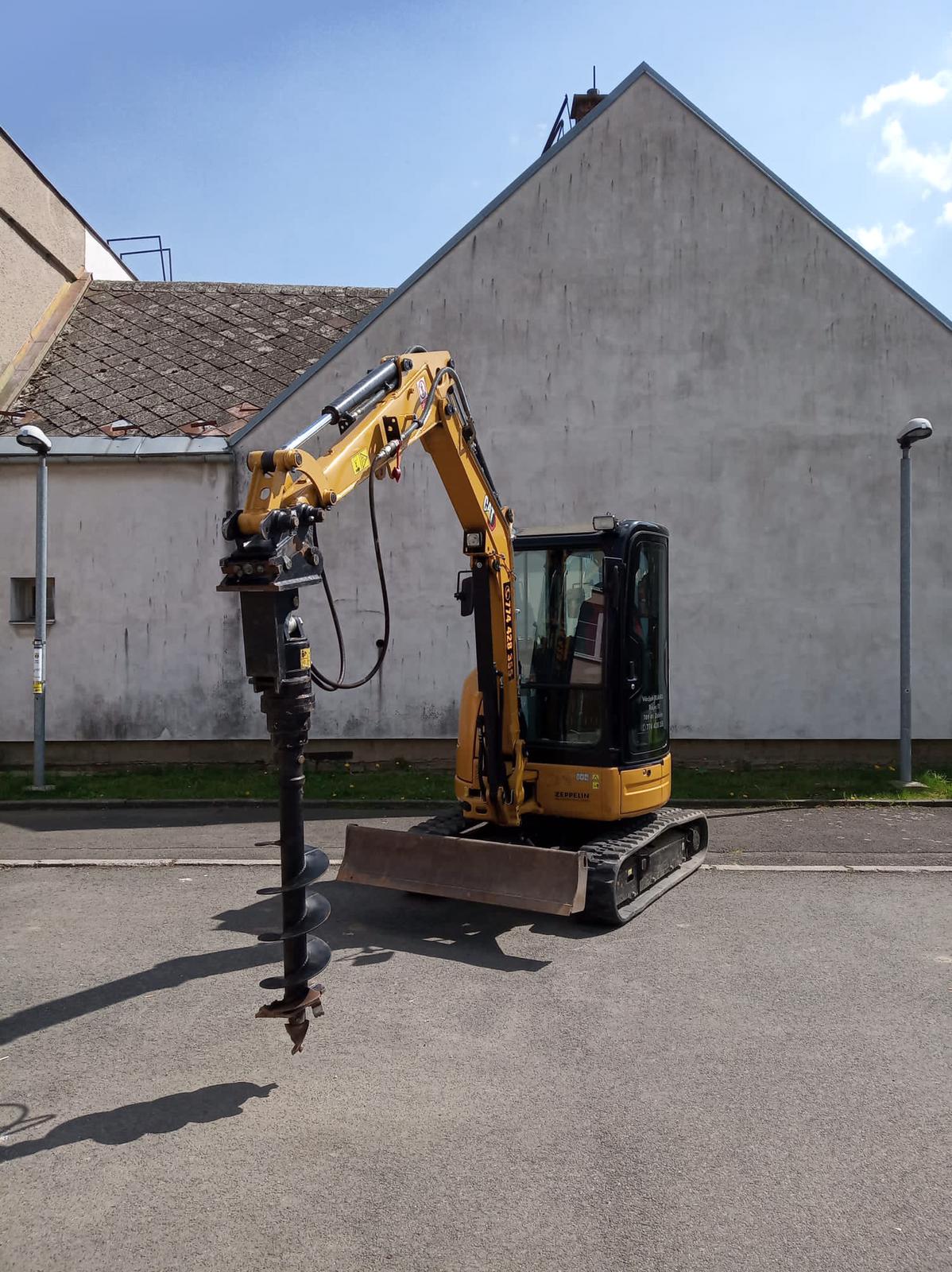 Václav Blanka - Zemní a výkopové práce foto 2