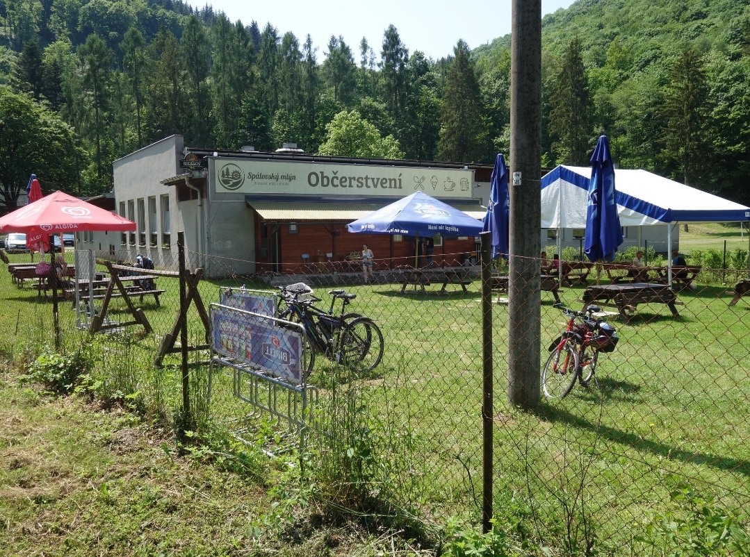 Občerstvení Spálovský mlýn - Zásuvka pro elektrokola