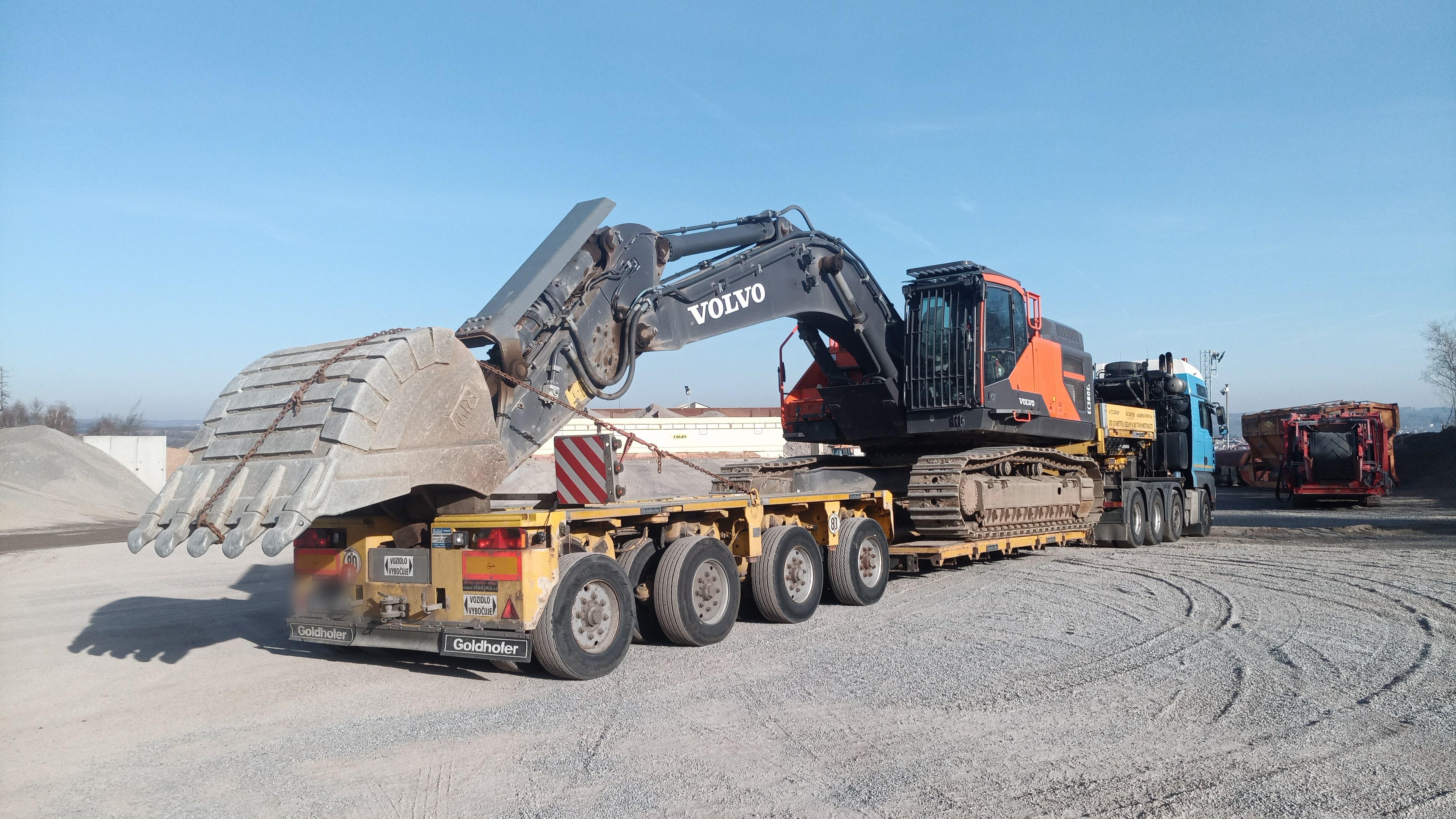 Autojeřáby Pavlíček s.r.o. foto 6