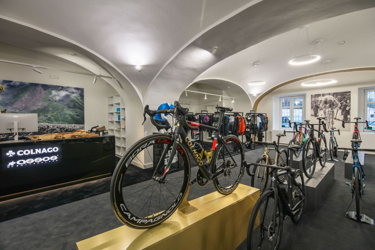 COLNAGO & ASSOS ProShop