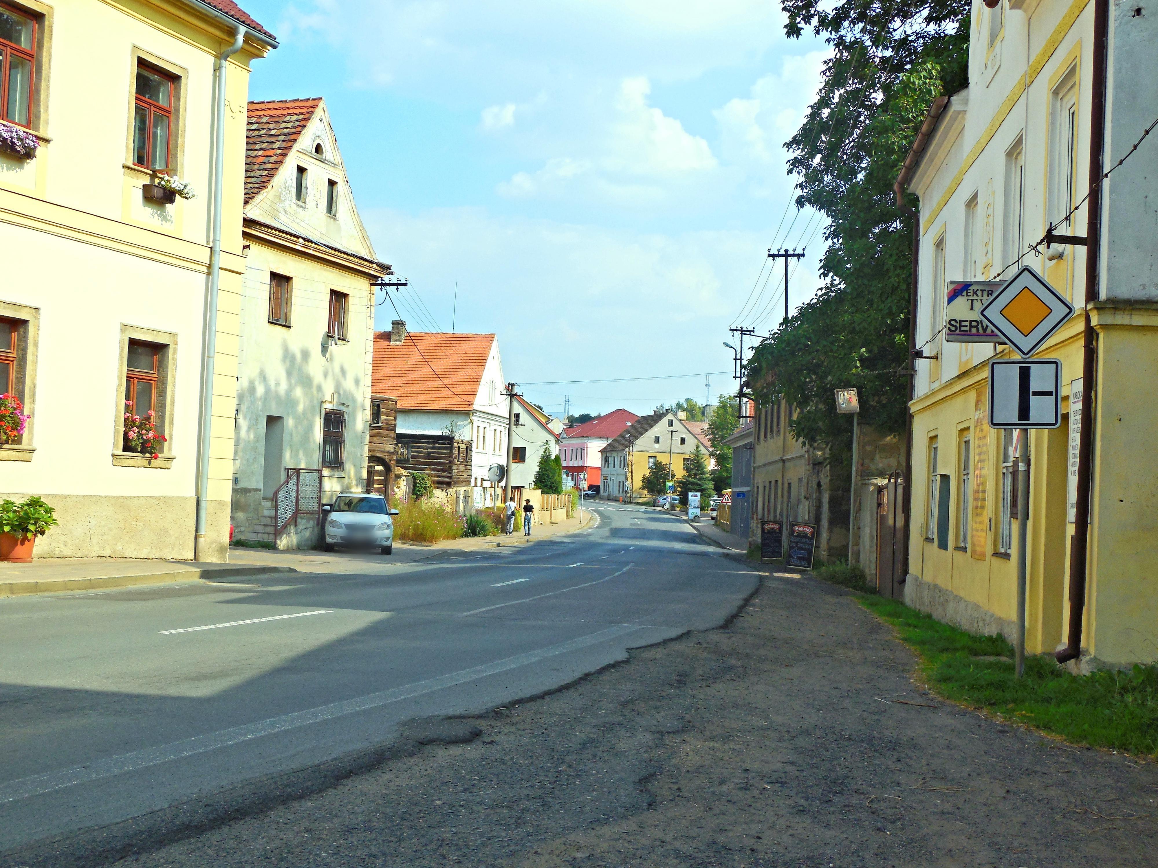 Liběšice - obecní úřad foto 5