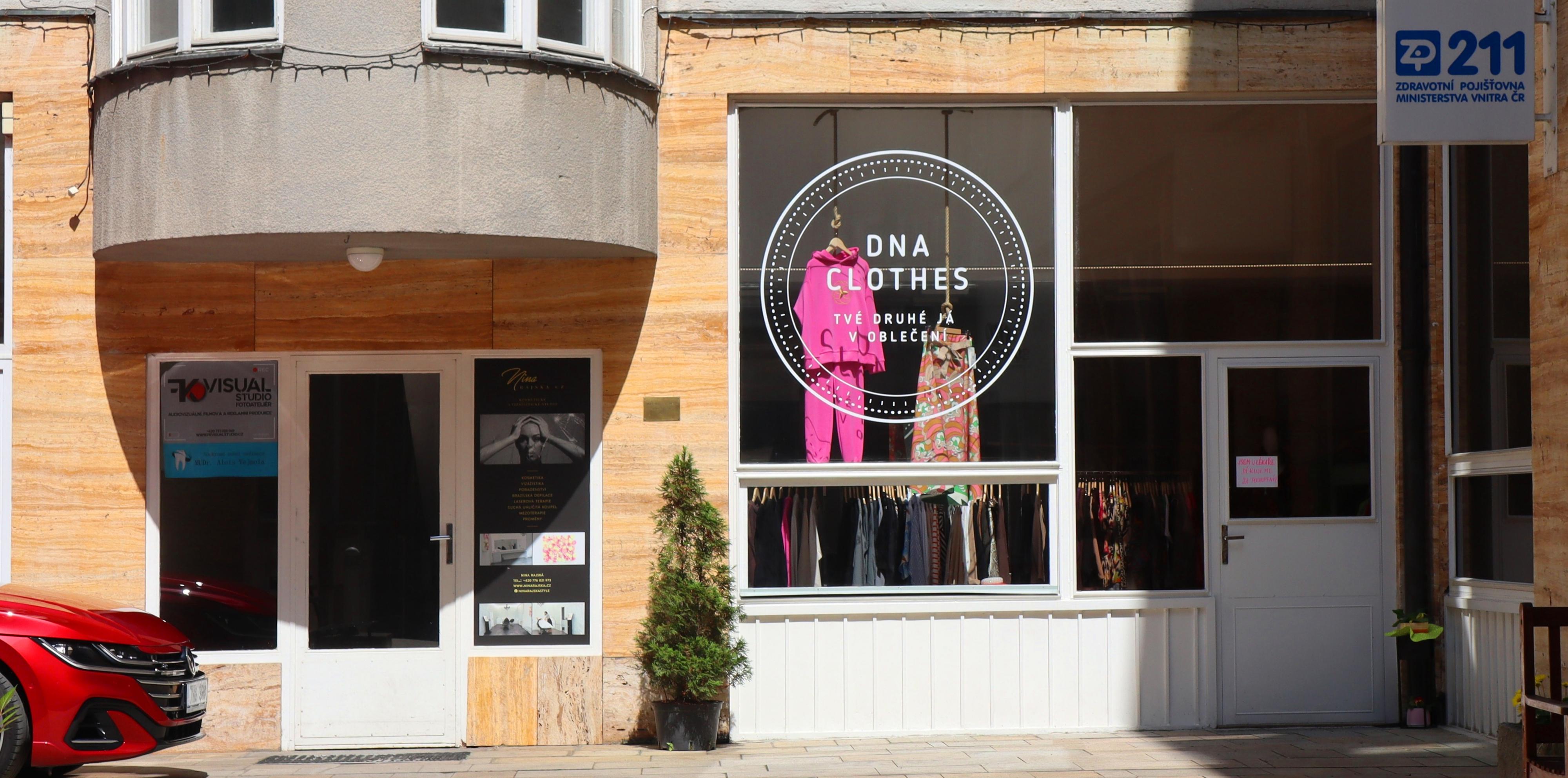 DNA Clothes foto 2