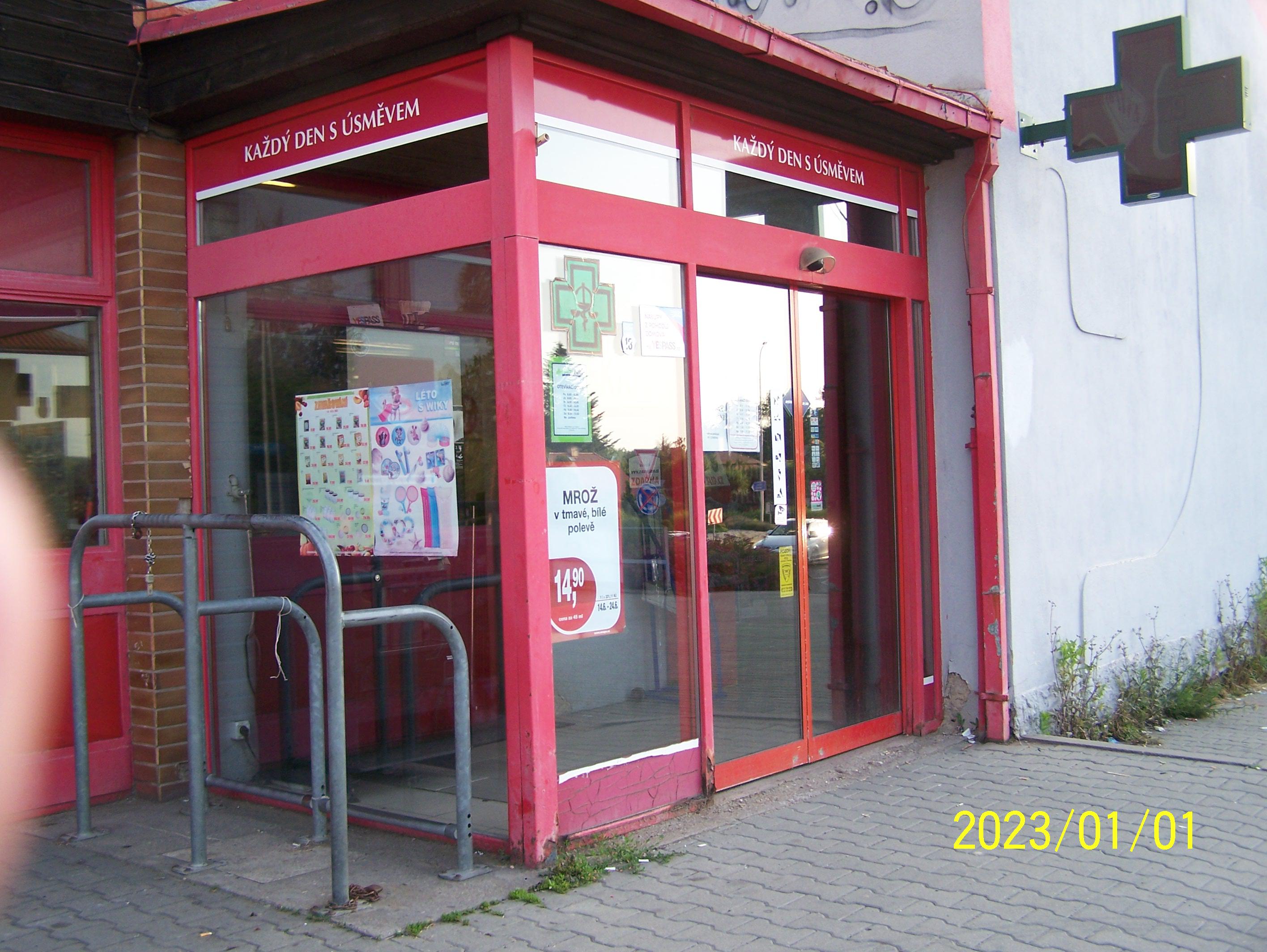 OOVL - Lékárna Chýně foto 3