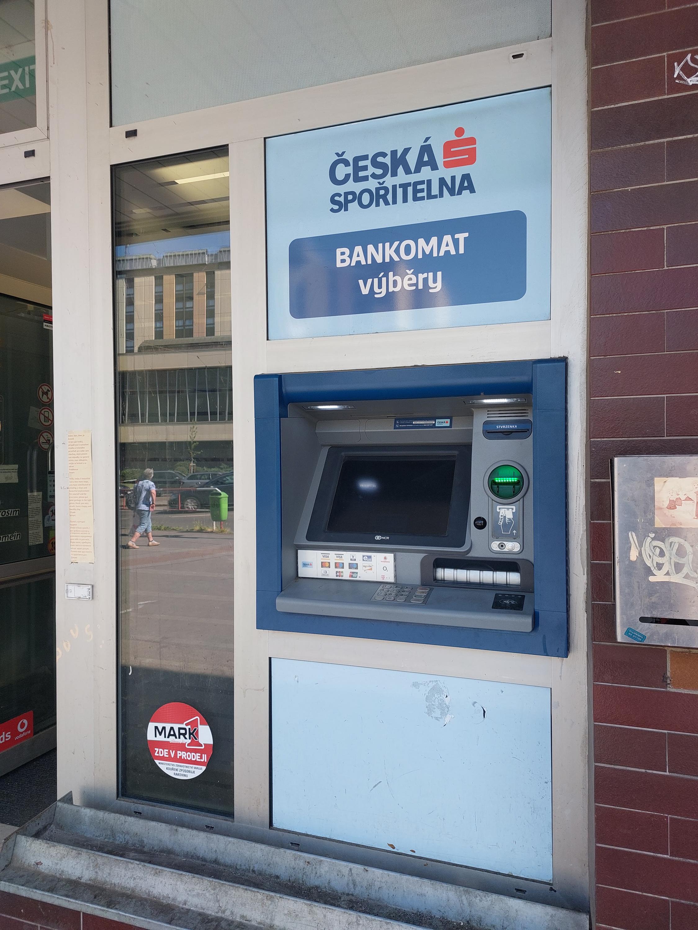 Bankomat České spořitelny foto 2