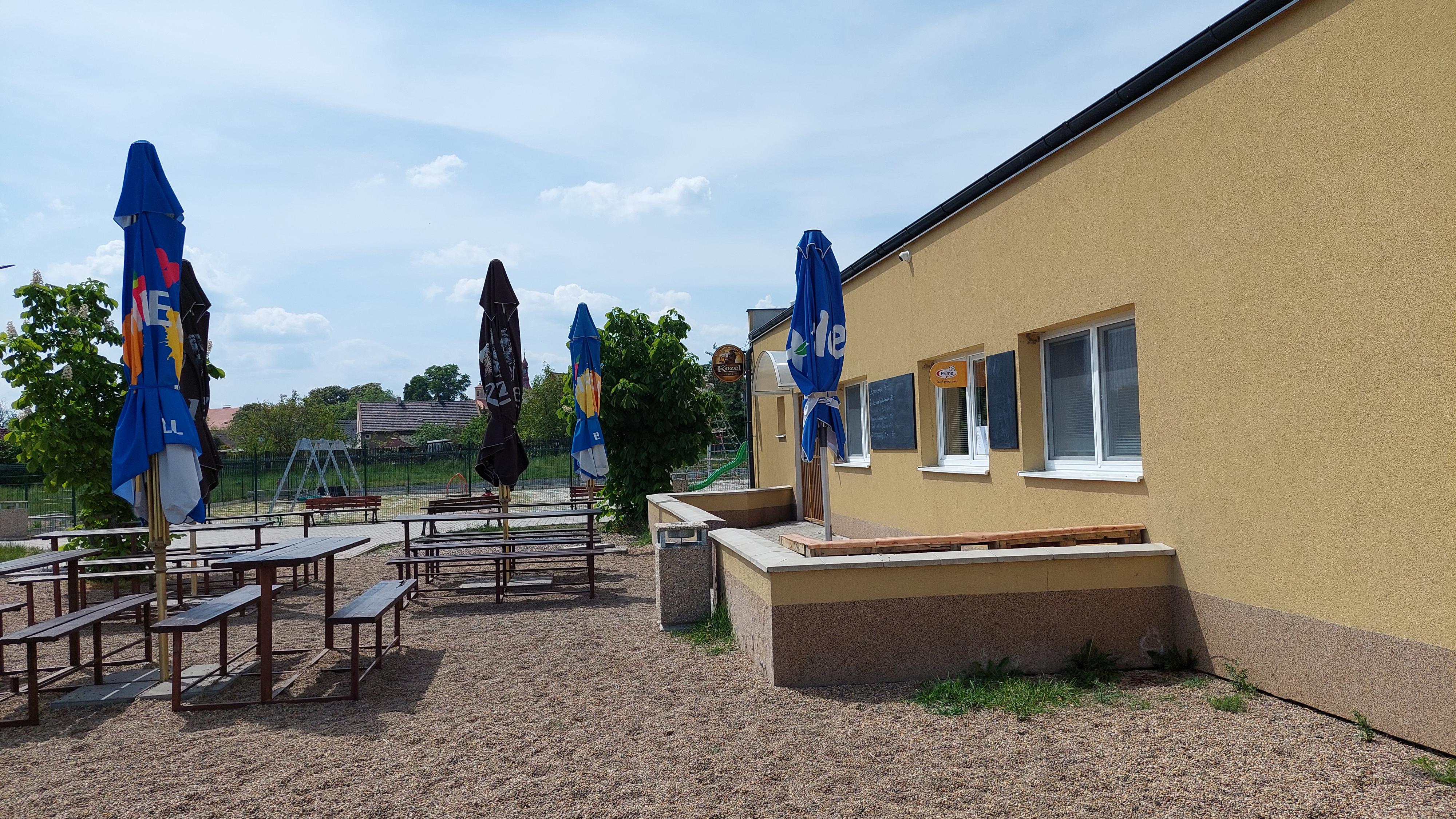 Občerstvení Na Koupališti foto 2