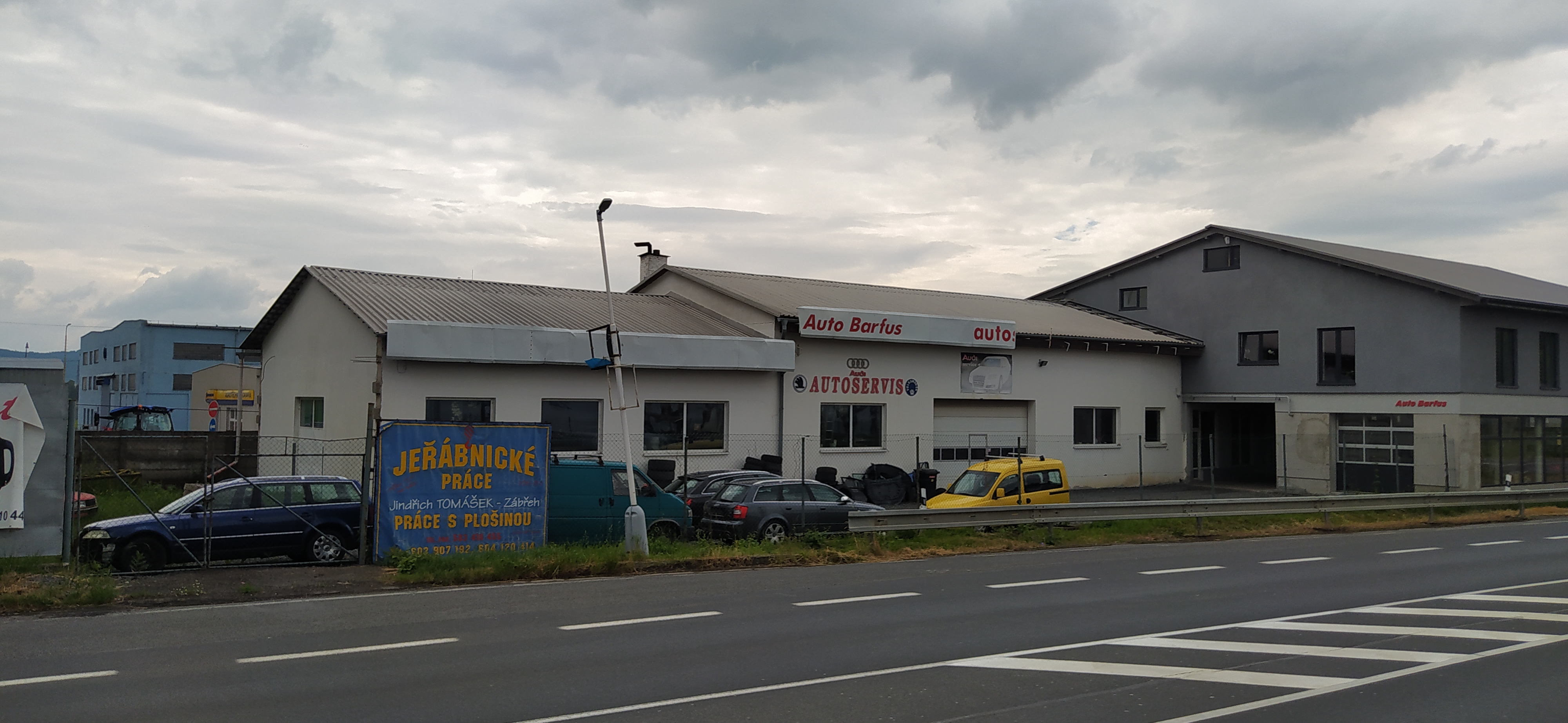 Auto Barfus foto 2