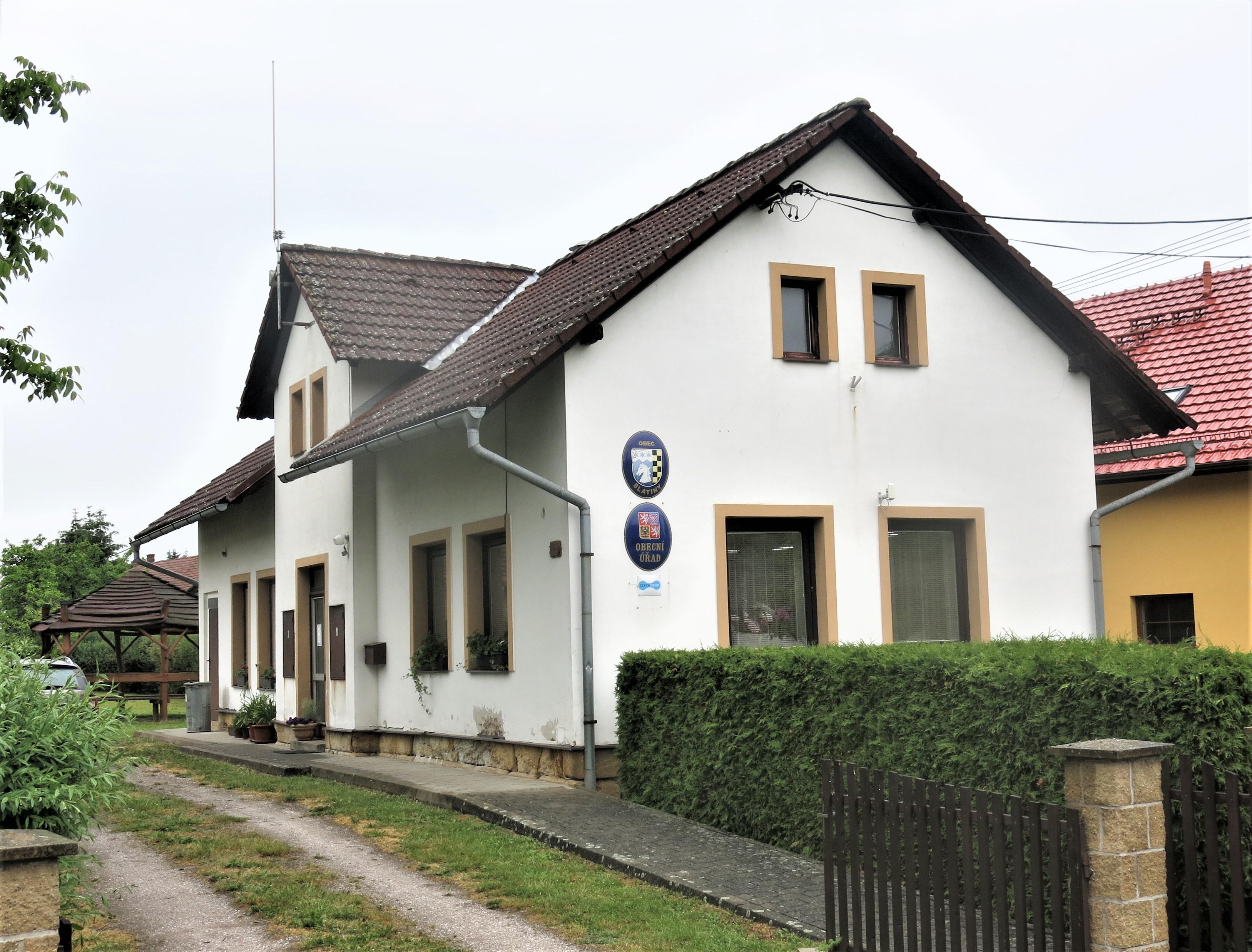 Slatiny - obecní úřad