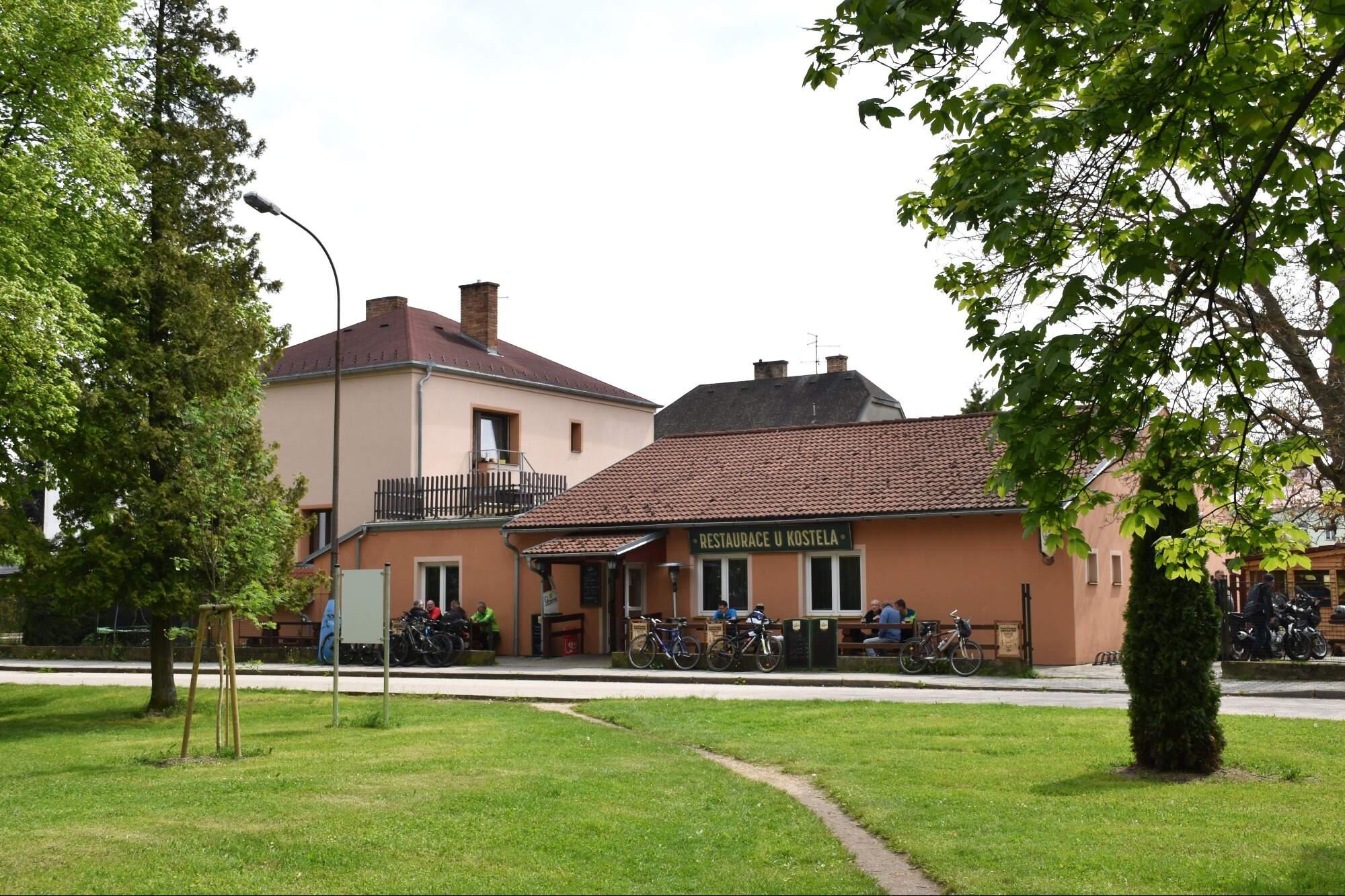 Hostinec U Kostela foto 2