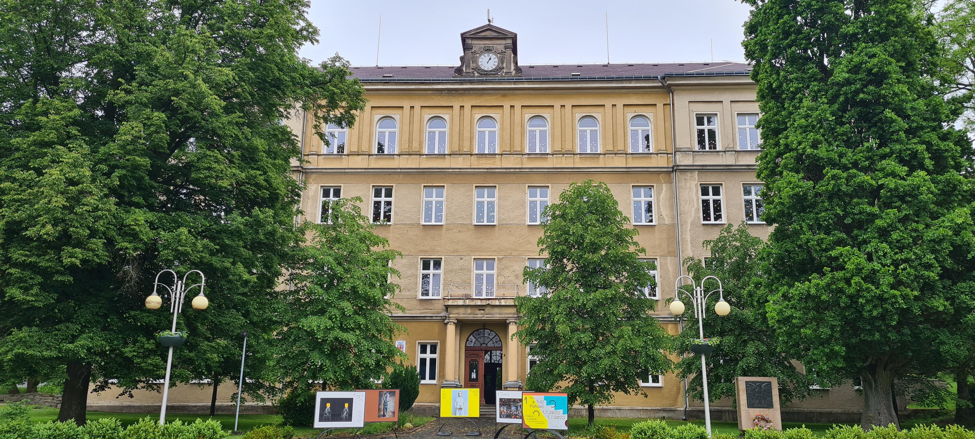 Základní škola Mikulášovice, okres Děčín foto 5