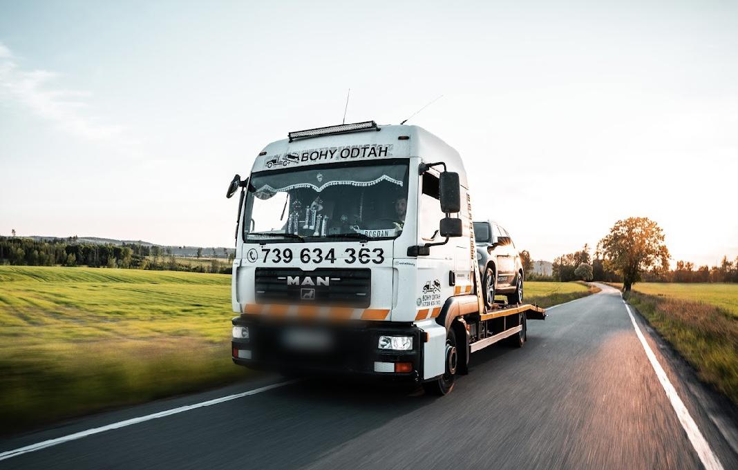 Odtahová a vyprošťovací služba BOHY ODTAH foto 2