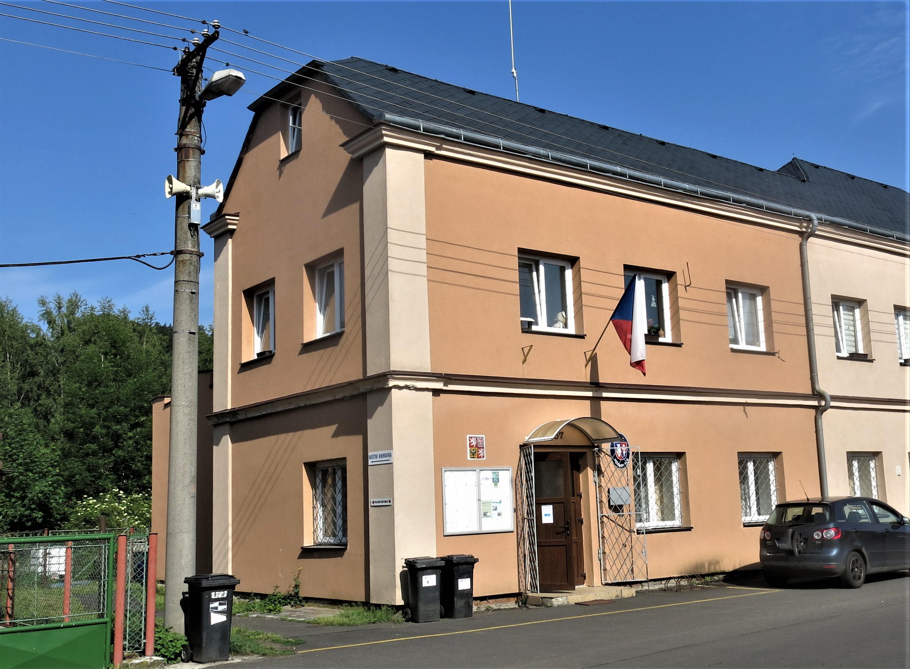 Vojkovice - obecní úřad foto 2
