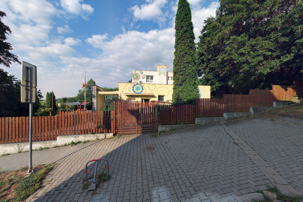 Mateřská škola Hlubočky Mariánské Údolí, Boční 437 foto 2