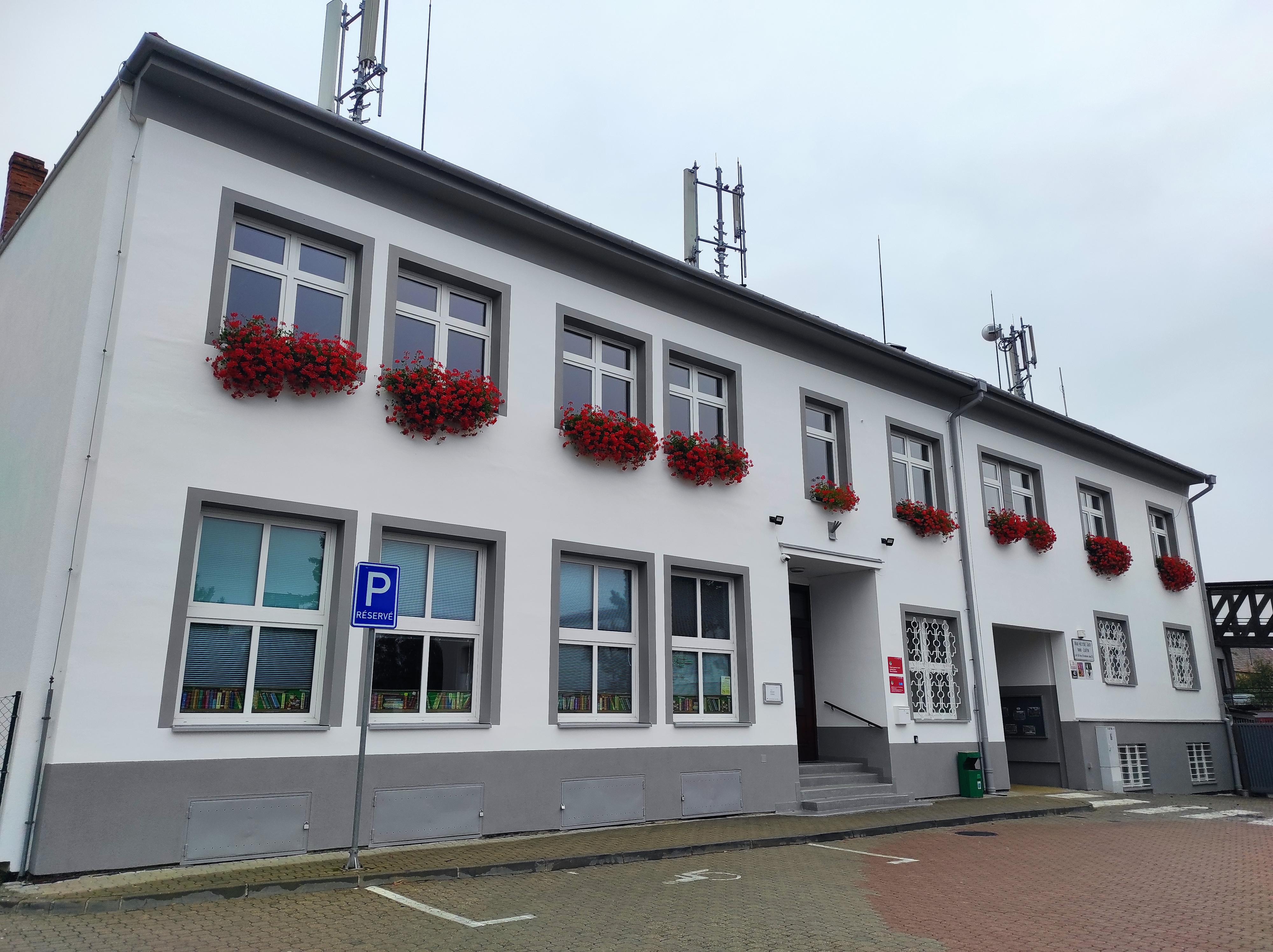 Úřad městské části Brno-Žebětín foto 2