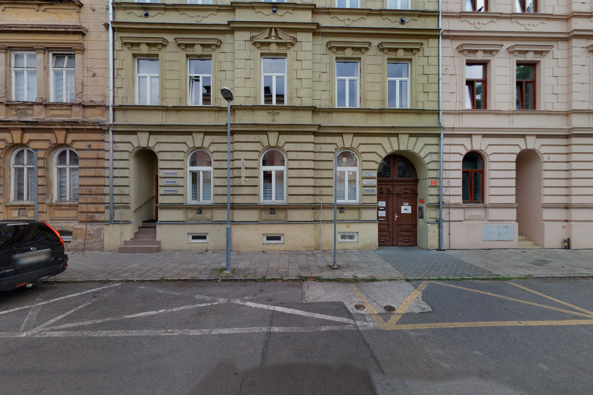 MEDICOM`S, spol. s r.o.