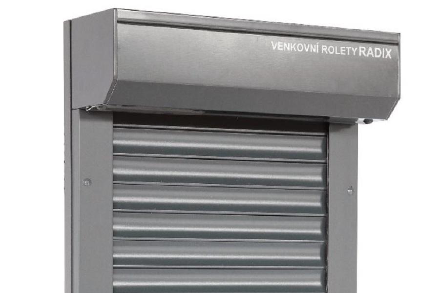 VENKOVNÍ ROLETY - ochrana před sluncem i zimou