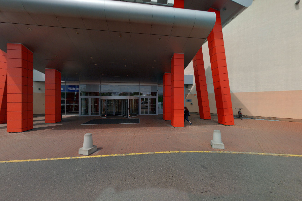 STOKLASA galanterie a látky foto 2