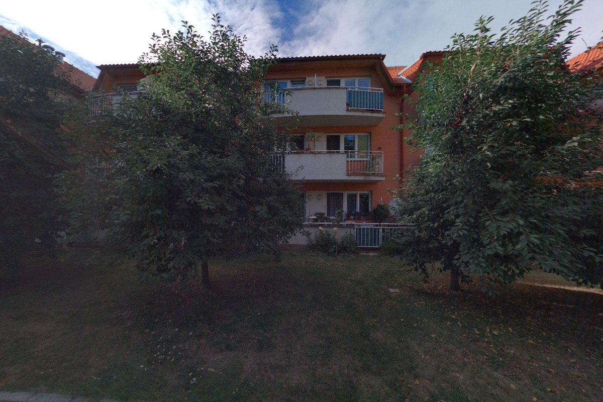 Dům s pečovateskou službou