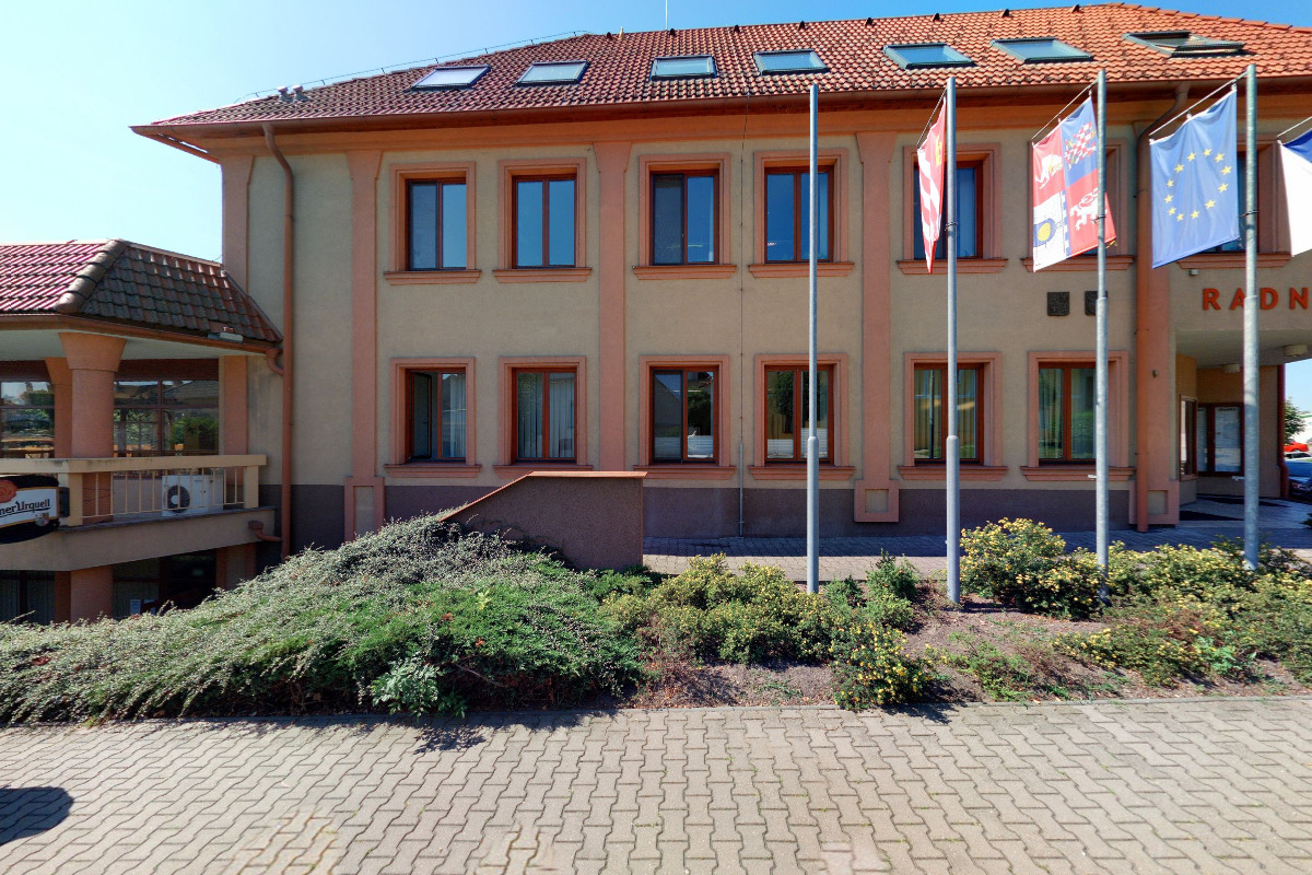 MÚ Sezemice - Finanční odbor foto 2