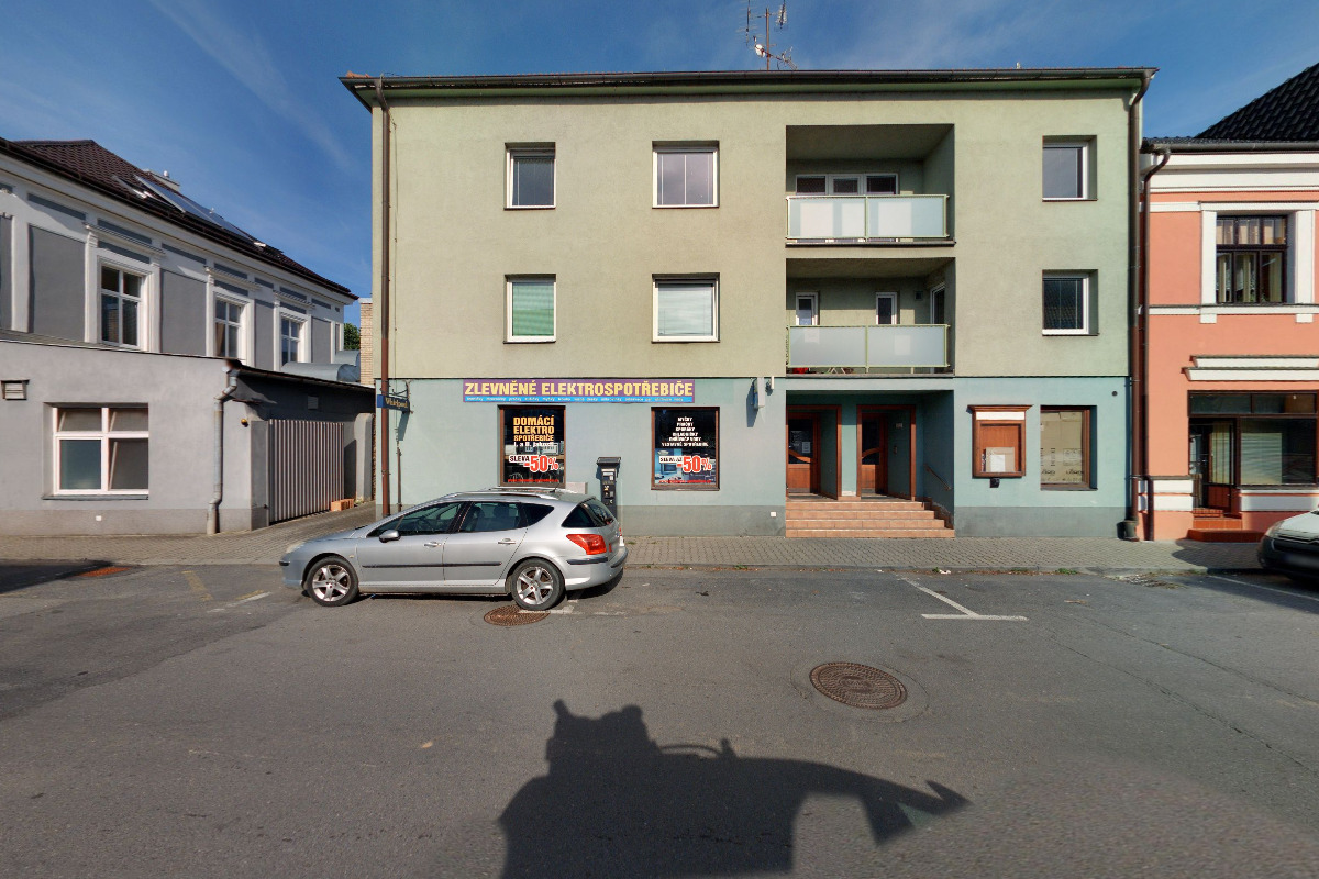 ZLEVNĚNÉ ELEKTROSPOTŘEBIČE Michal Michlíček foto 2