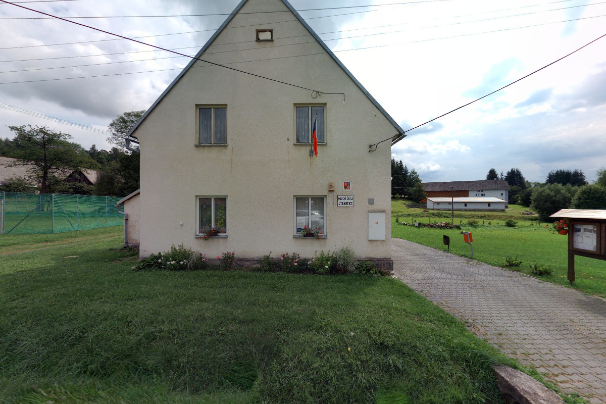 Vikantice - obecní úřad foto 4
