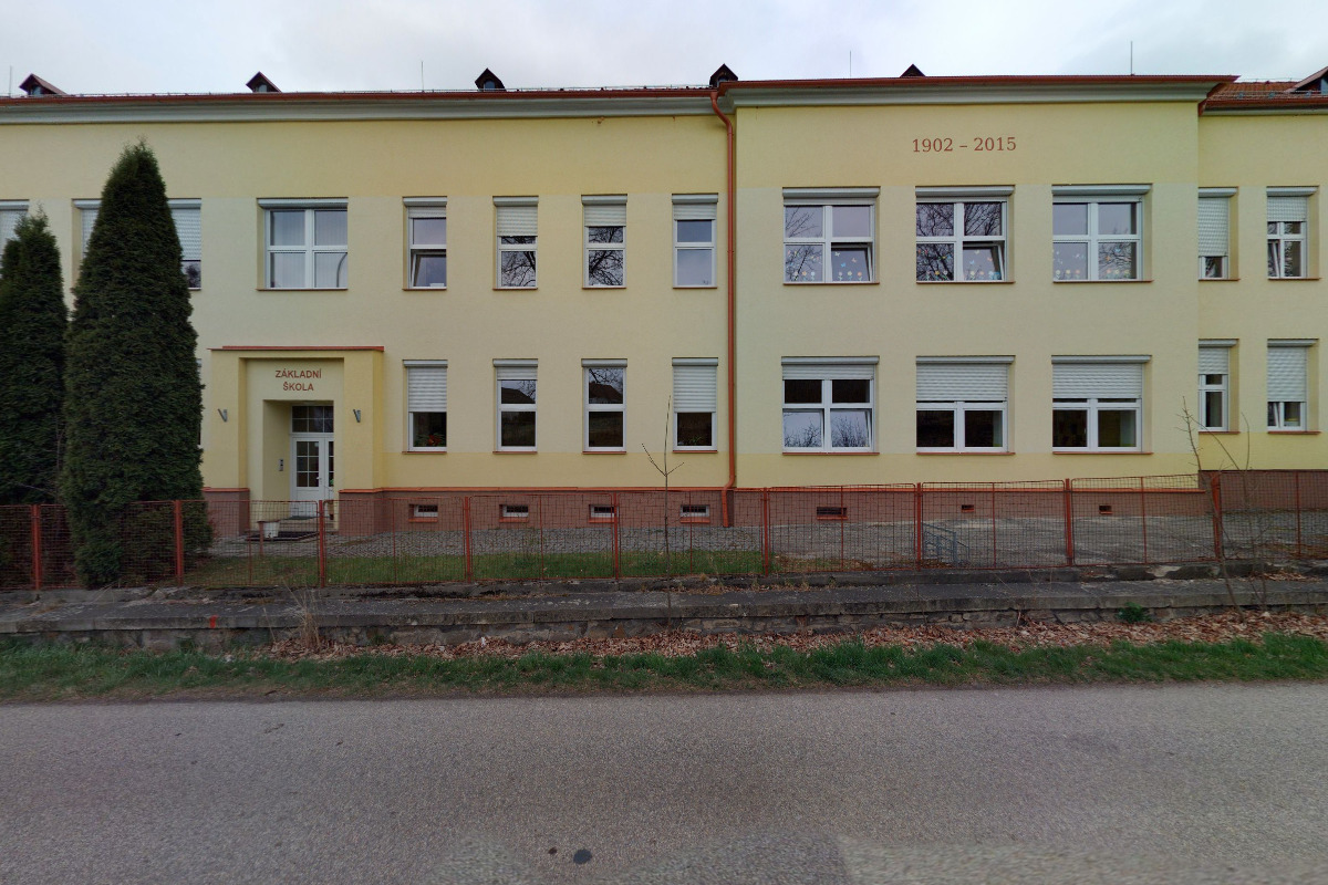 Školní jídelna ZŠ a MŠ Chvalšiny