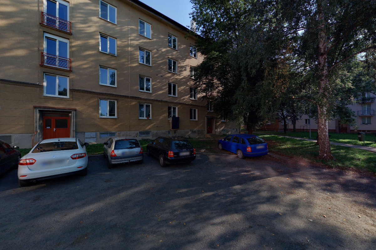 MUDr. Alena Lošťáková