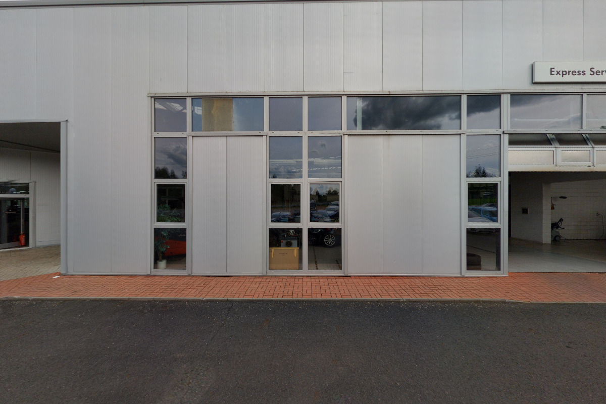 Manfred Schöner - AUTOSERVIS foto 2