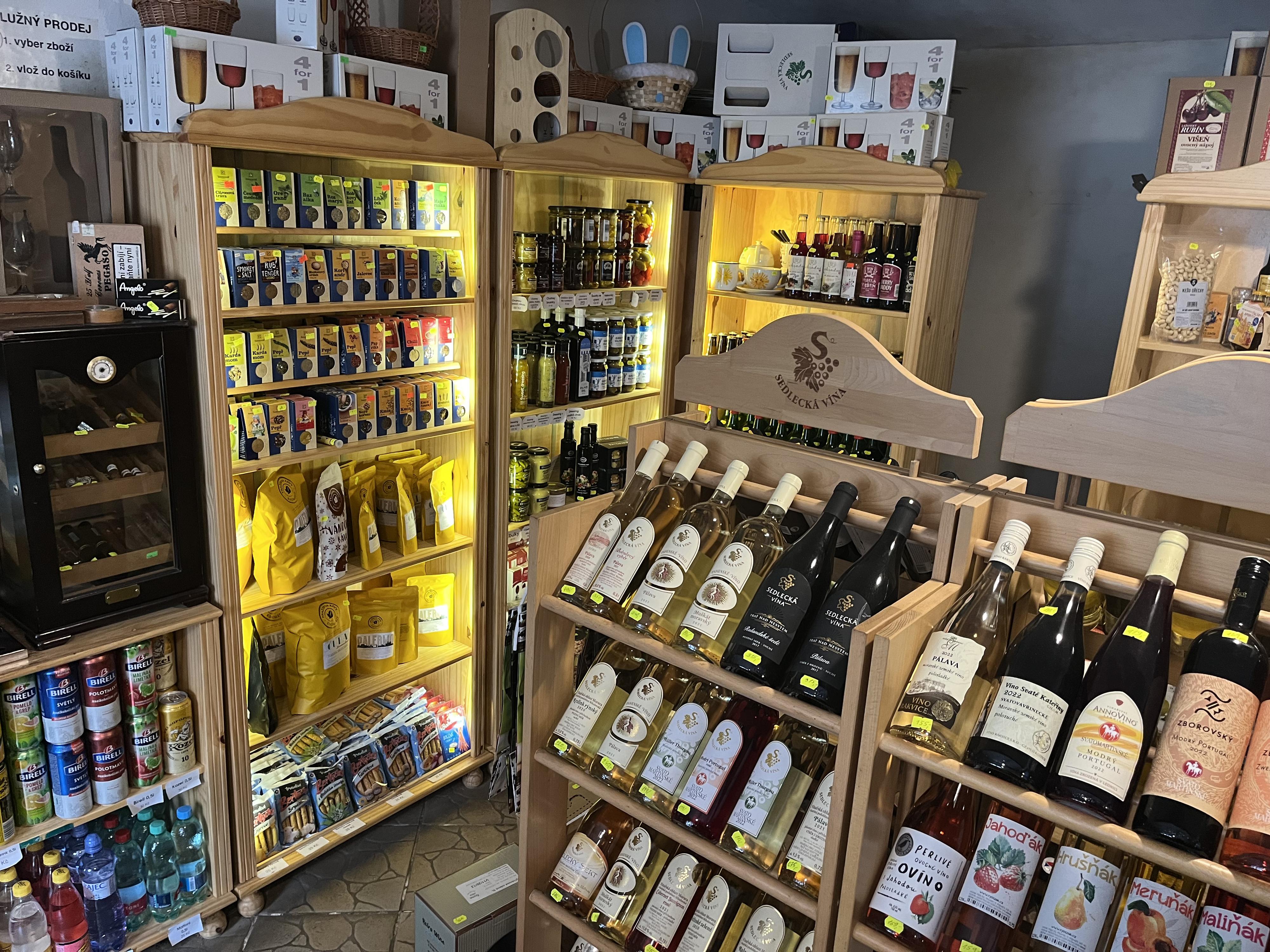 Vinotéka Na Kovárně foto 6