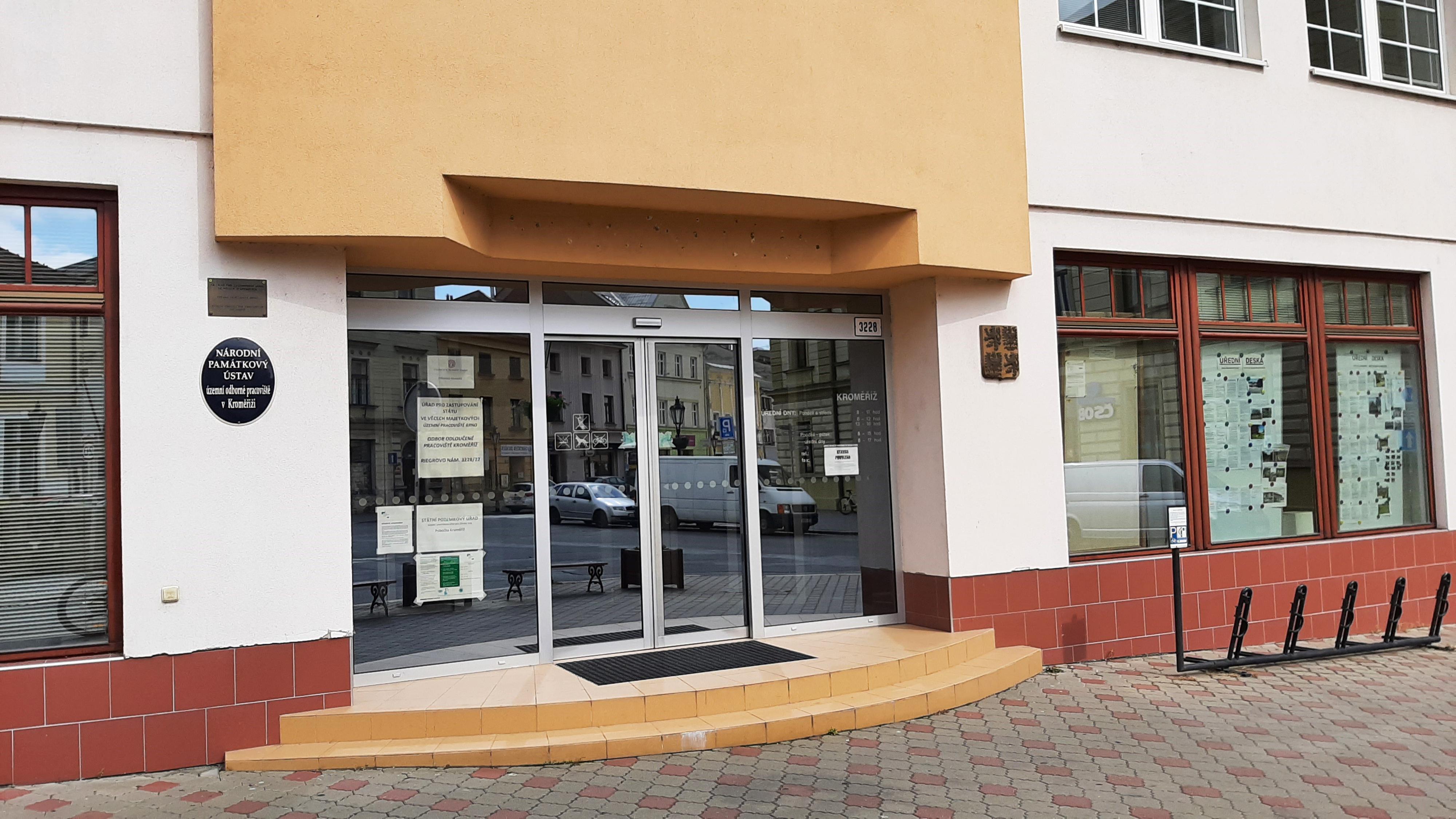 Úřad pro zastupování státu ve věcech majetkových - Odloučené pracoviště Kroměříž foto 3