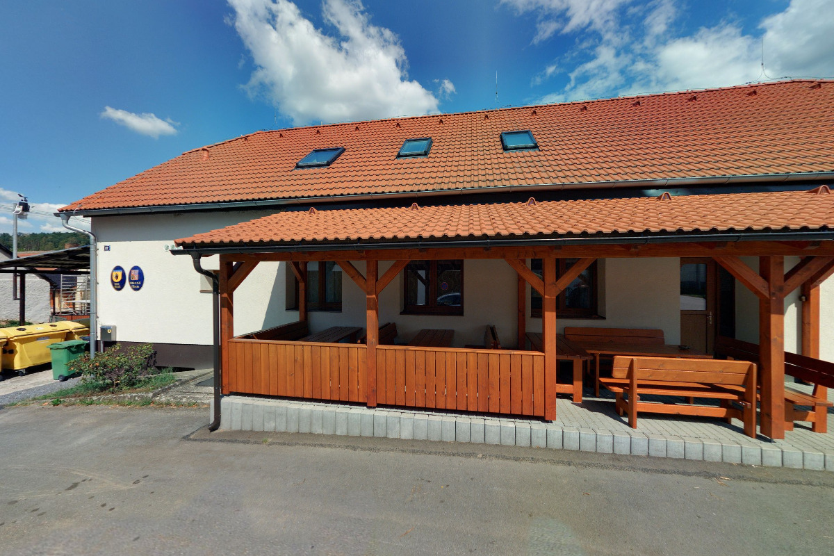 Běleč - obecní úřad foto 4