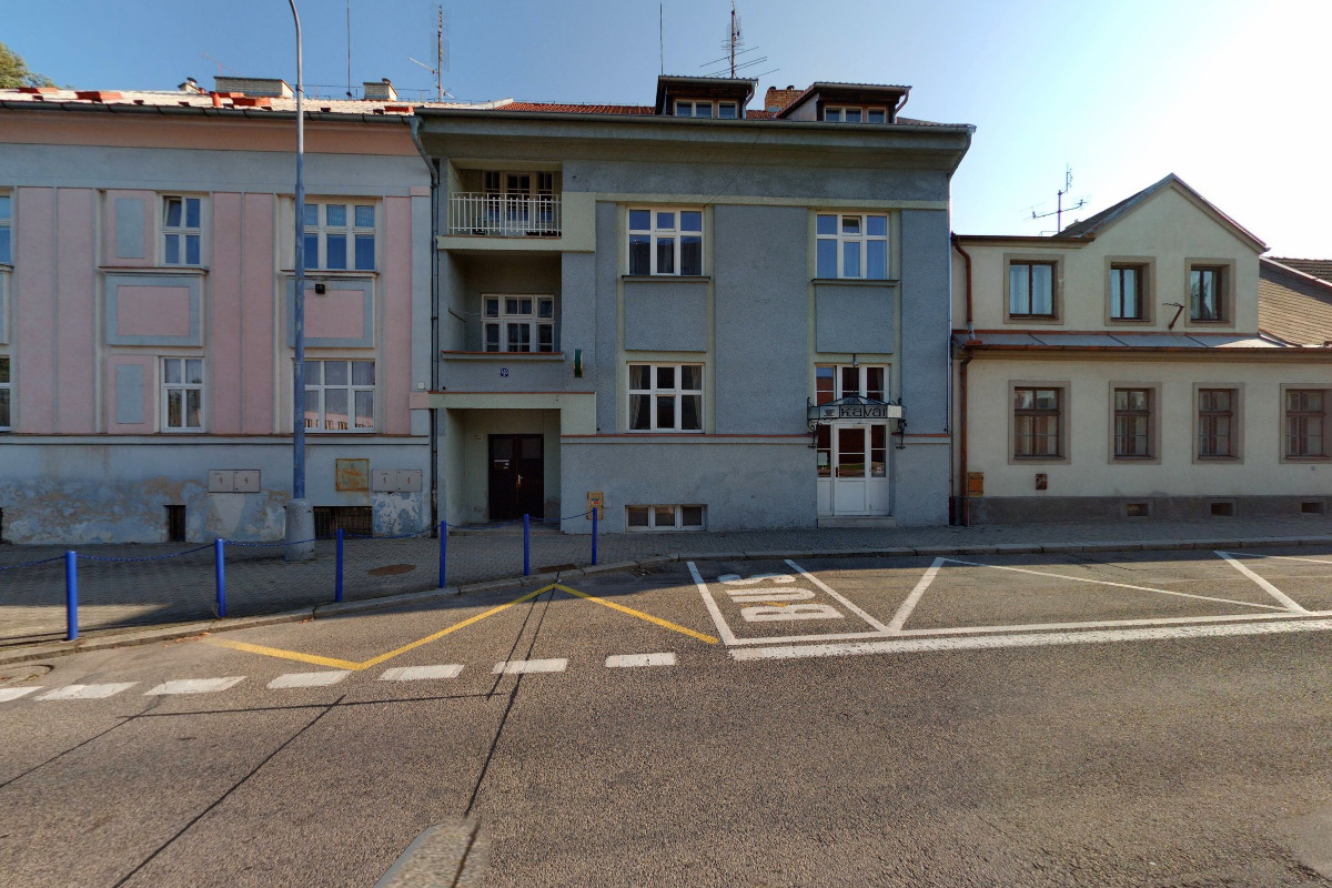 Před pikolou za pikolou foto 2