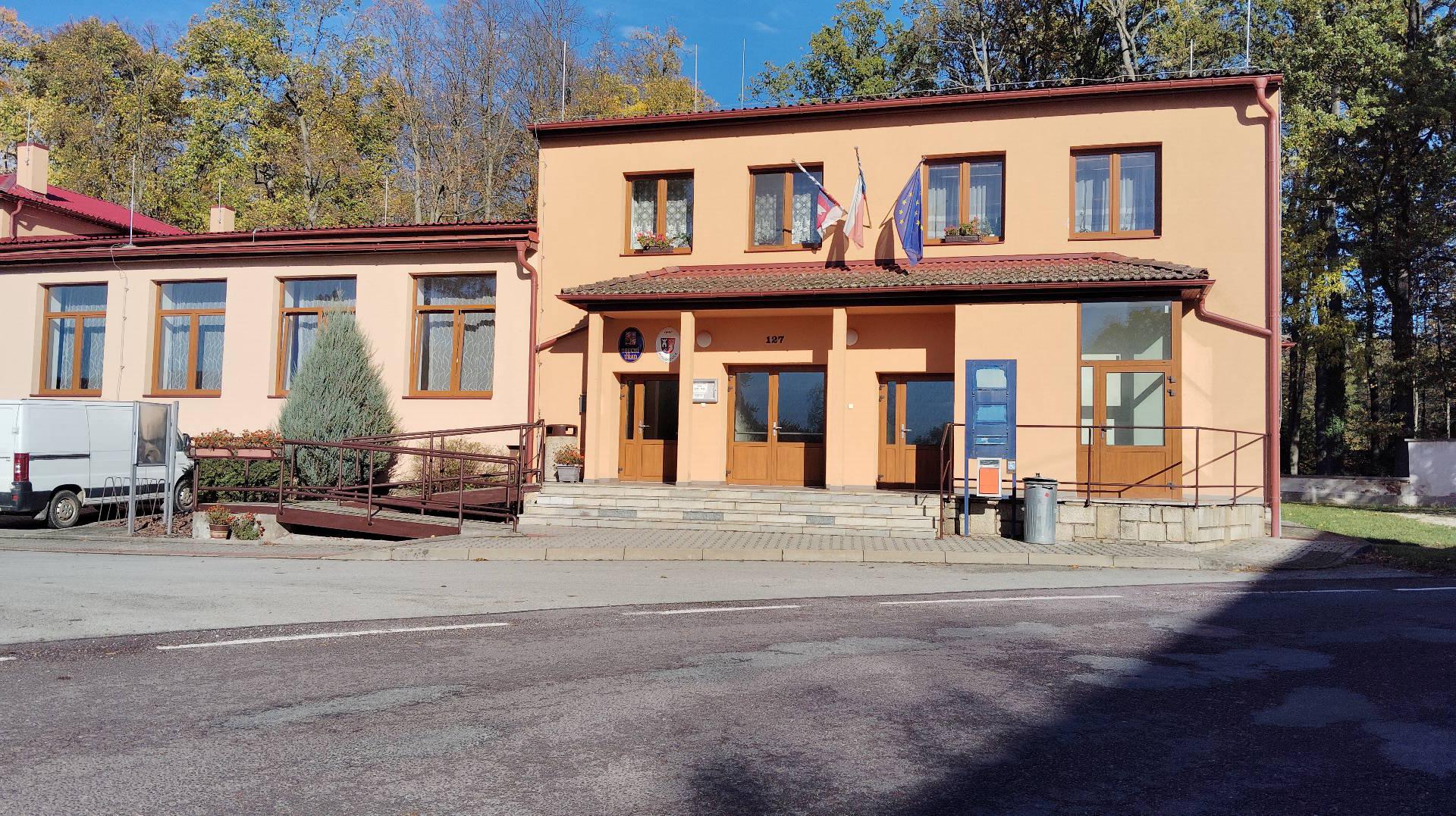 Budíškovice - obecní úřad foto 4