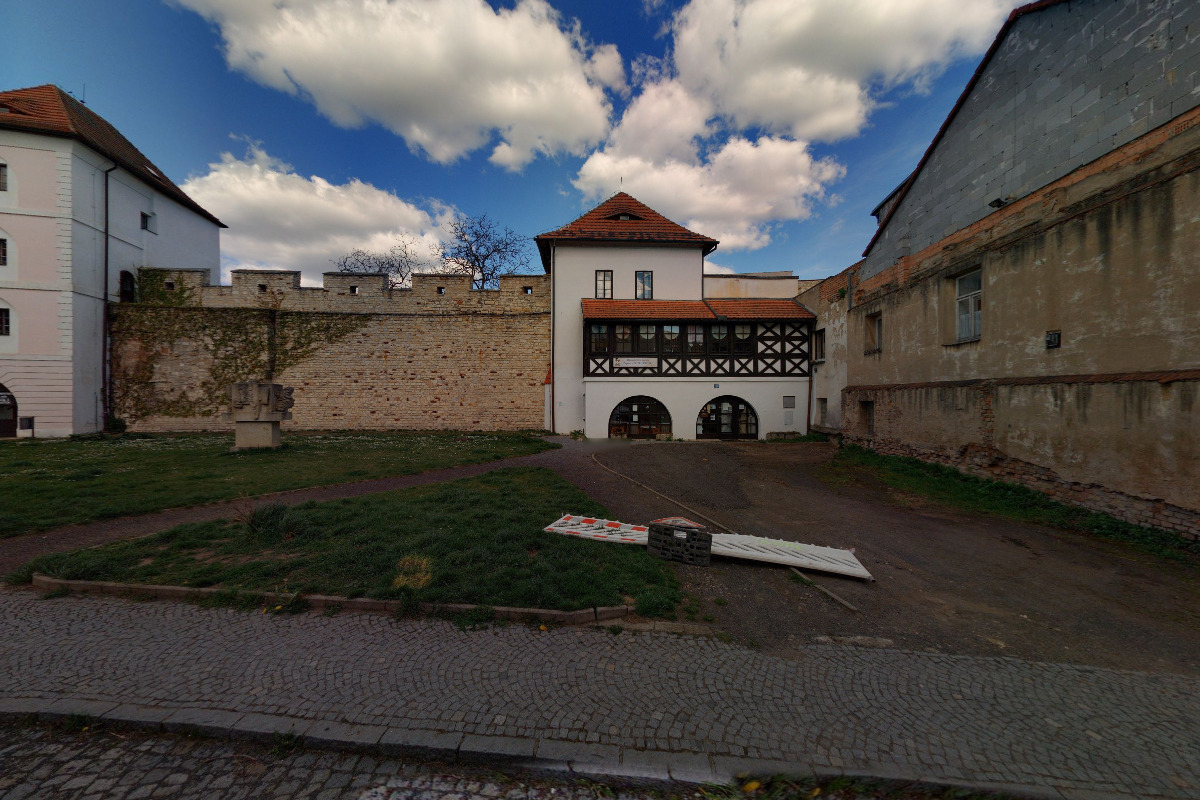 Dílna ručního papíru