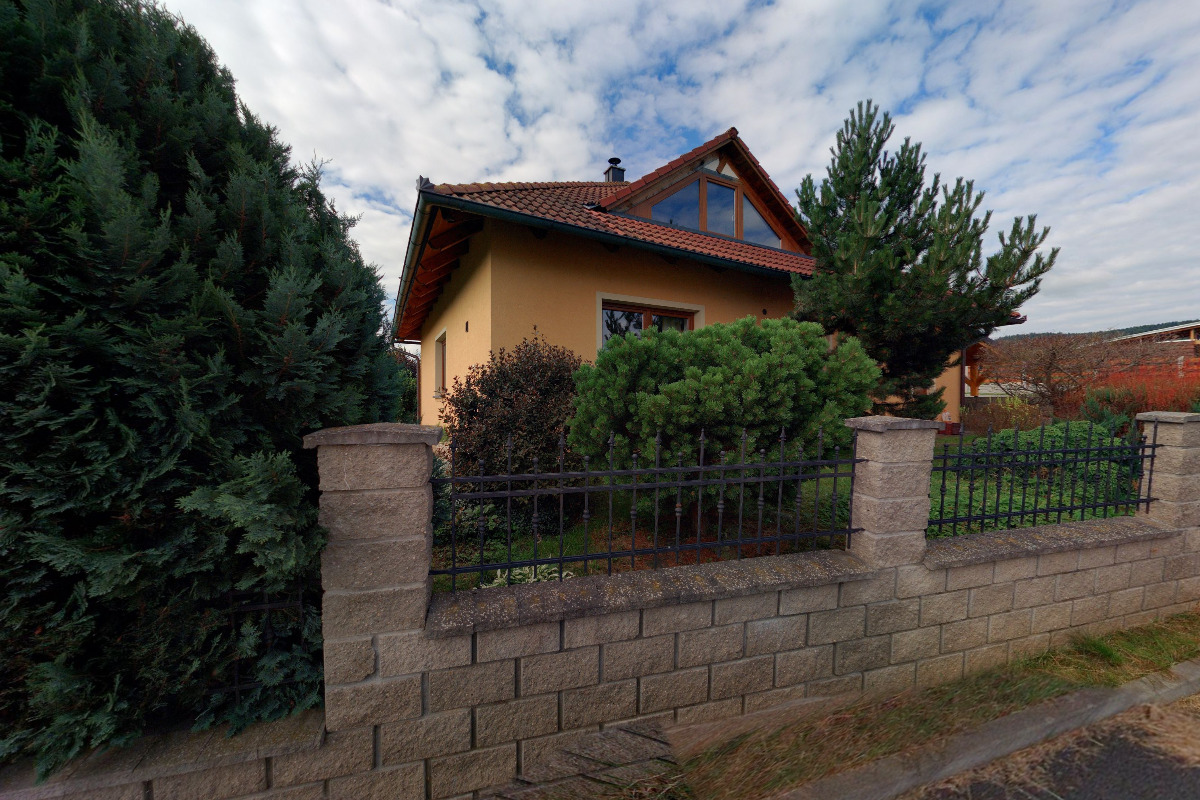 POTRAVINY LAŽIŠTĚ