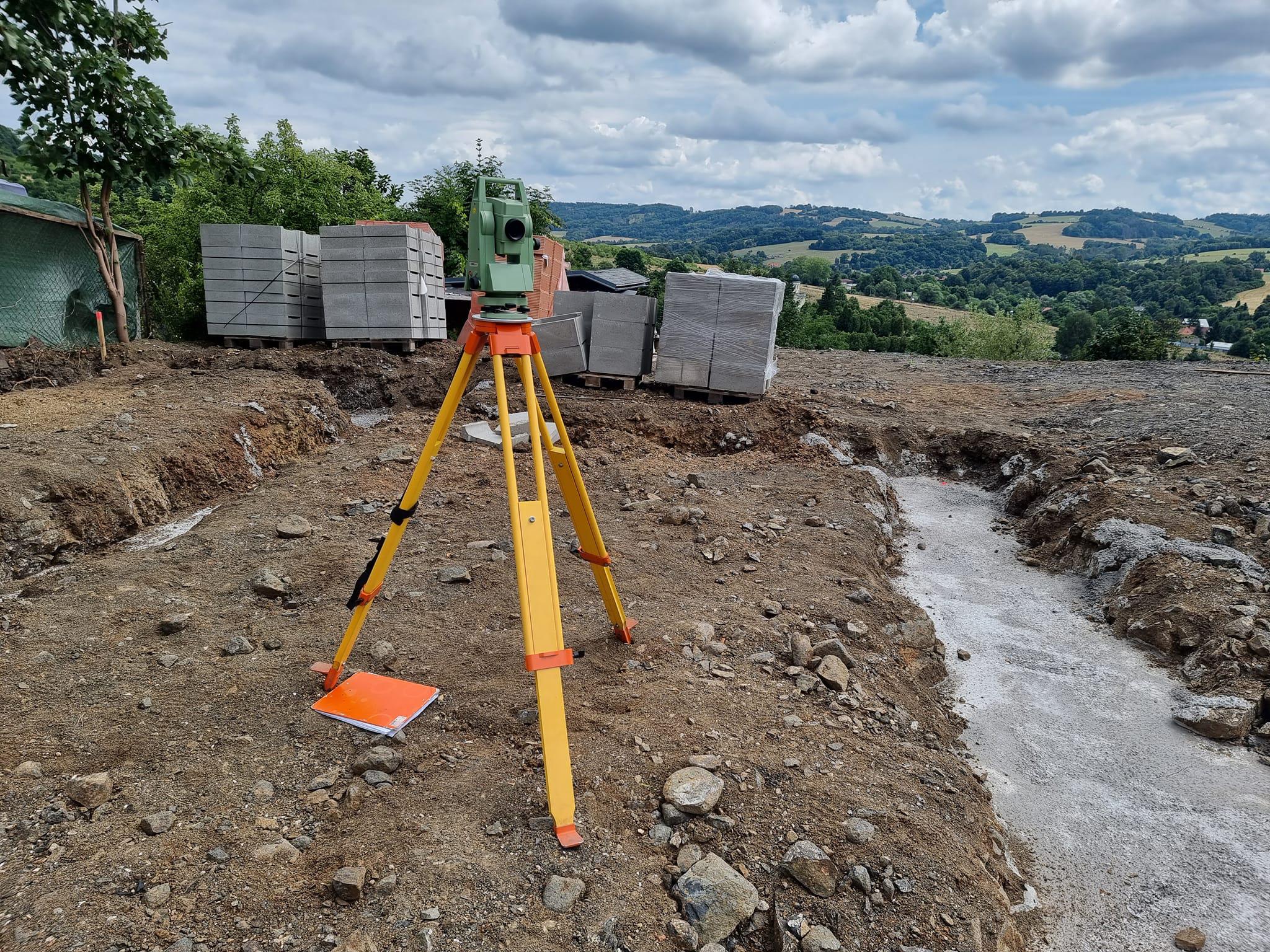 GEODETICKÉ PRÁCE foto 6