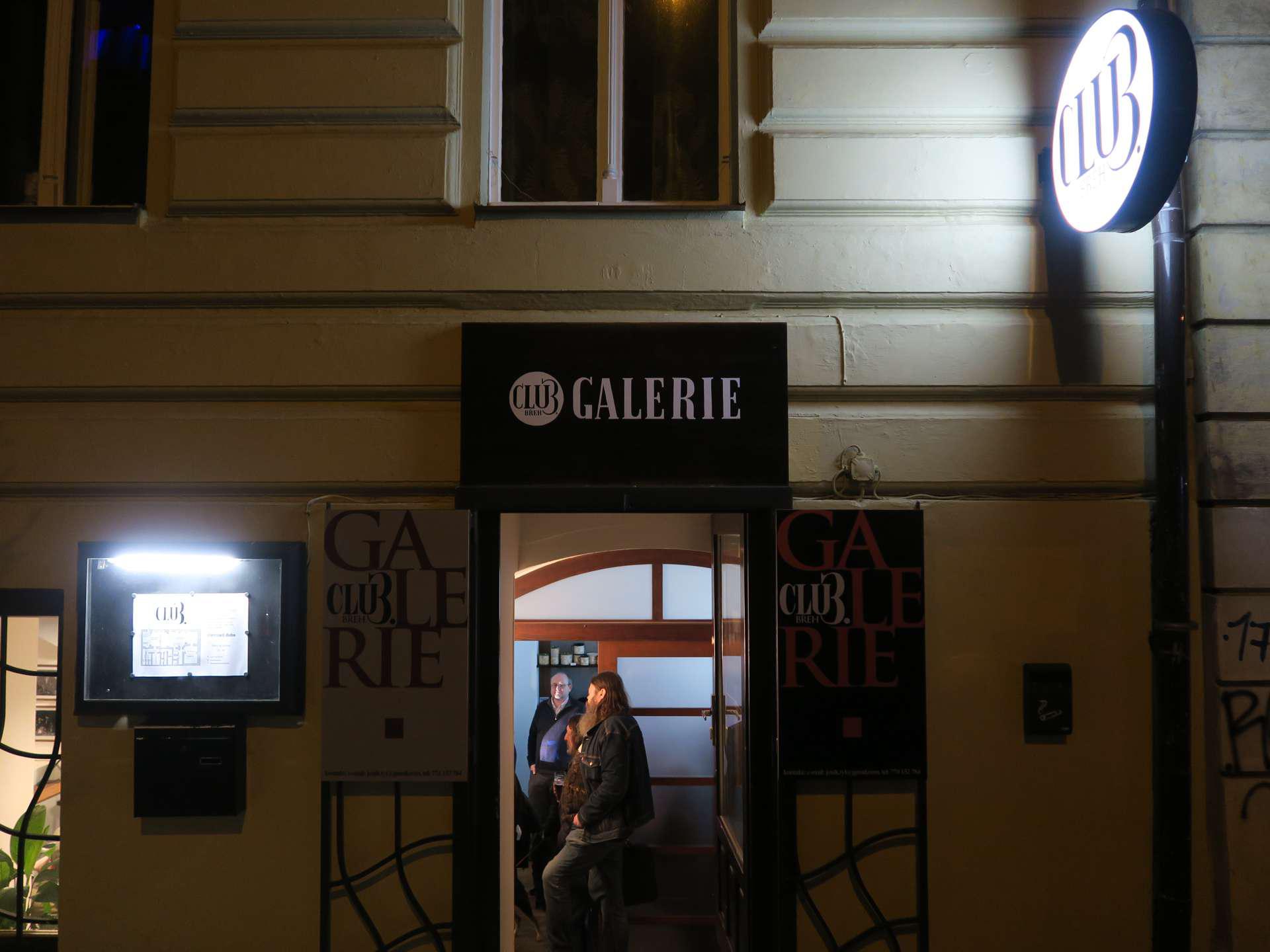 CLUB 3. BŘEH foto 2