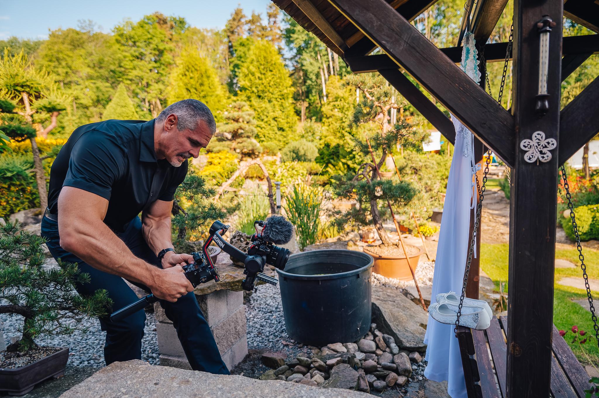 Bláha Roman | Svatební kameraman foto 2